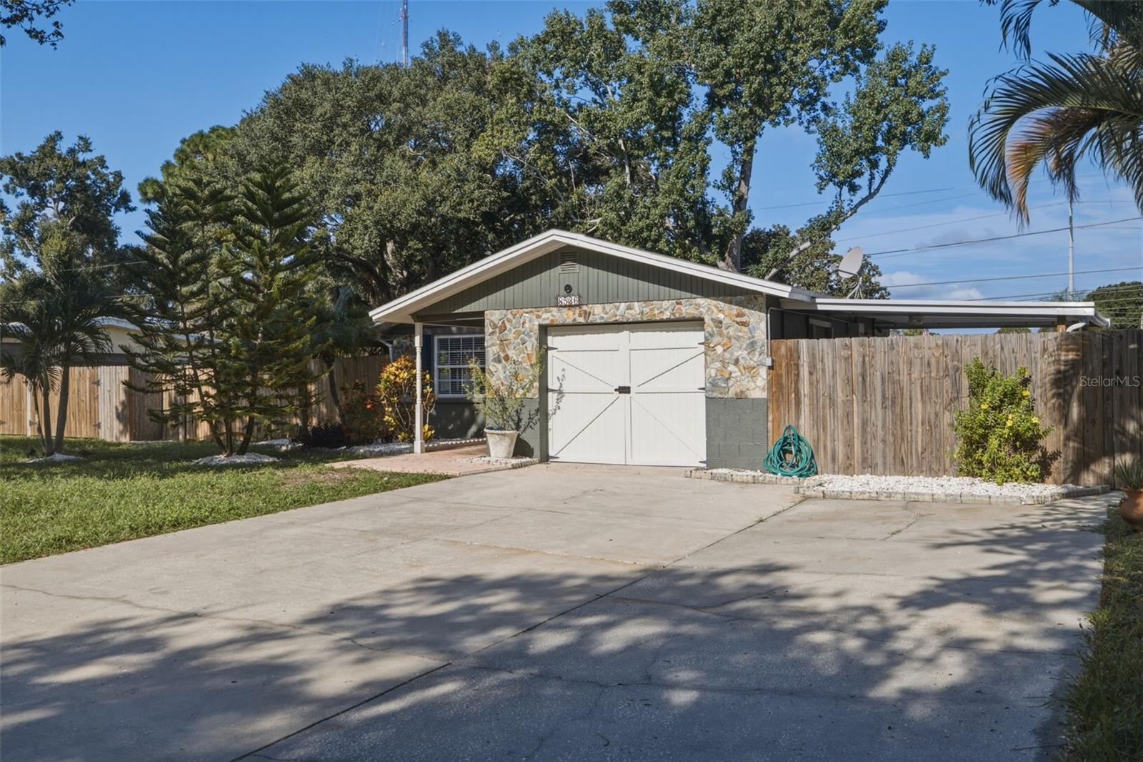 8536 QUAIL RD