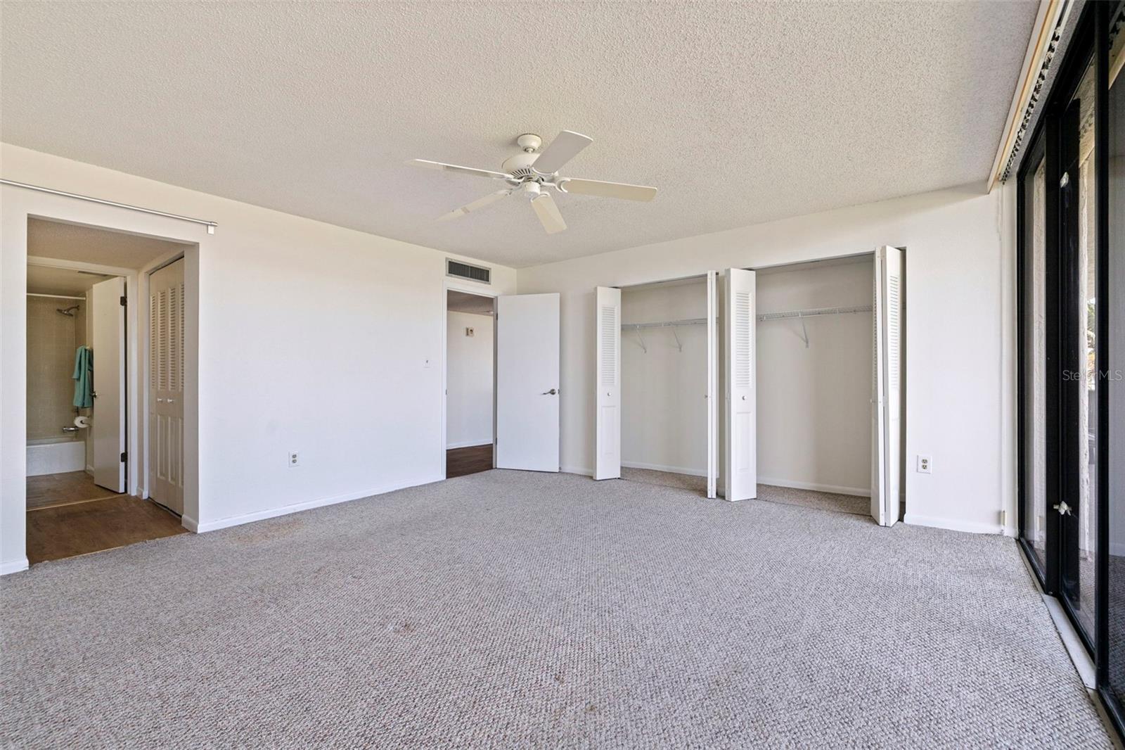 7600 BAYSHORE DR #208
