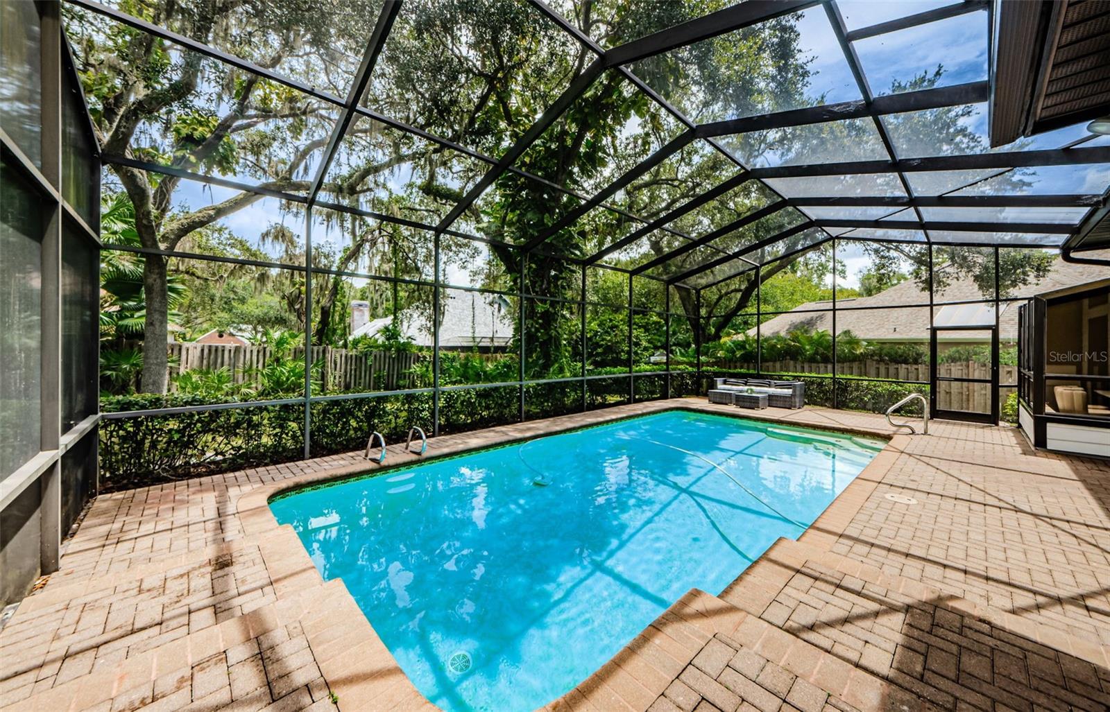 331 CASCADE LN