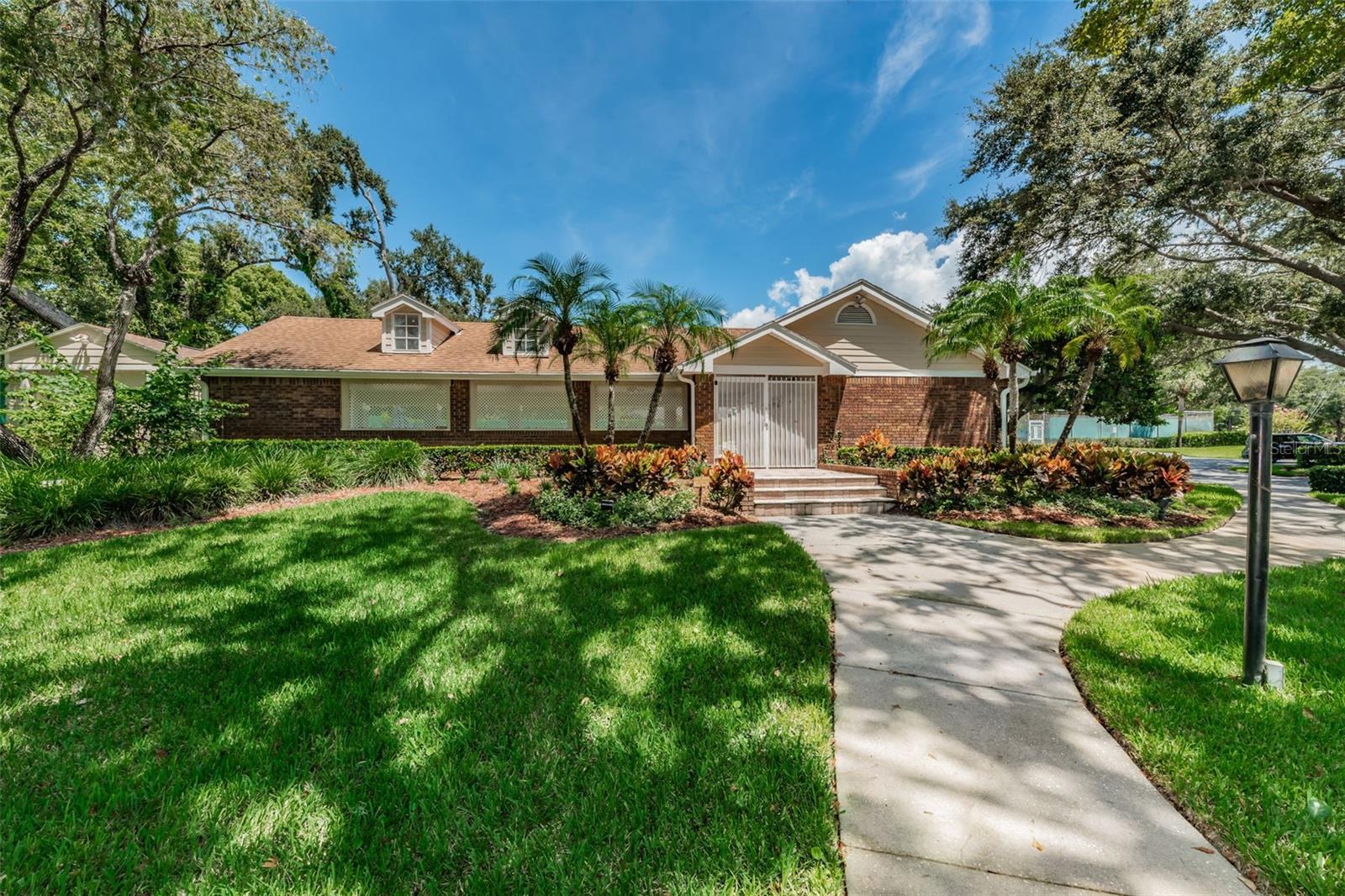 331 CASCADE LN