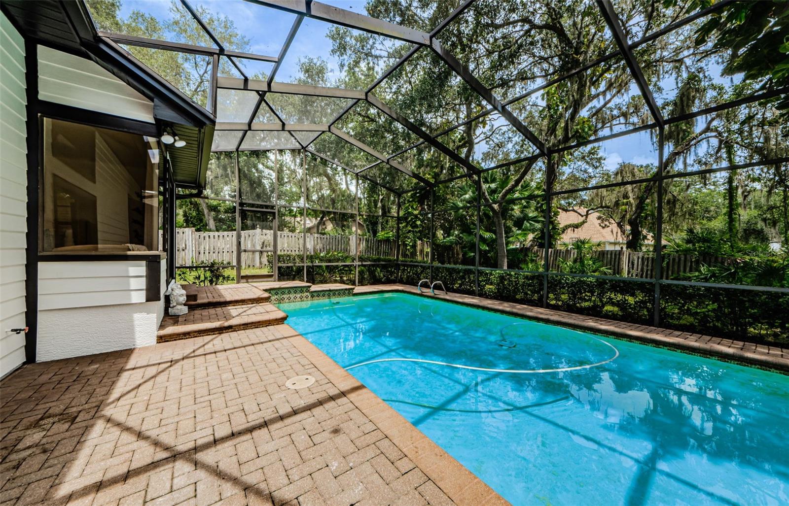 331 CASCADE LN