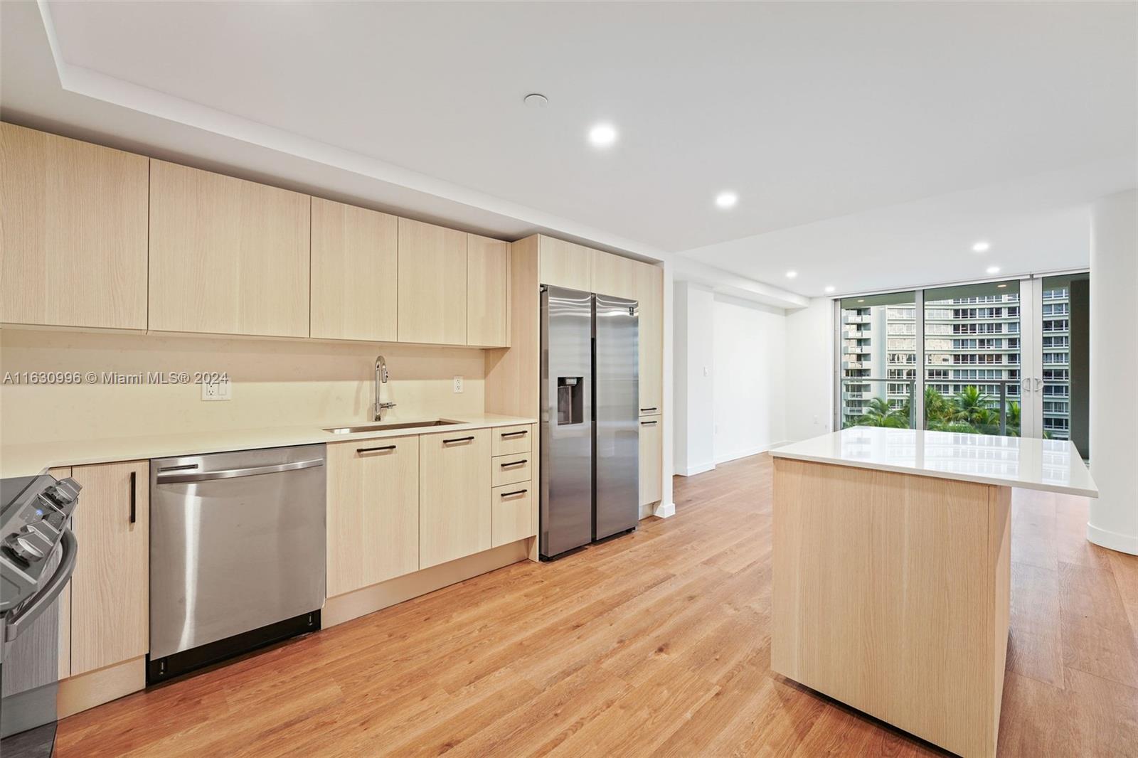 1500 Bay Rd # 1425 Unit: N-1425