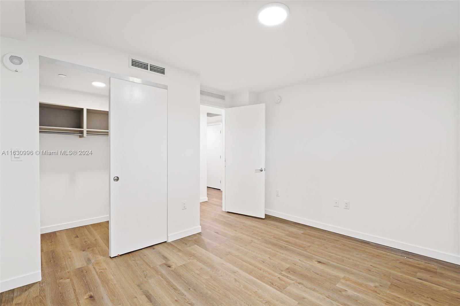 1500 Bay Rd # 1425 Unit: N-1425