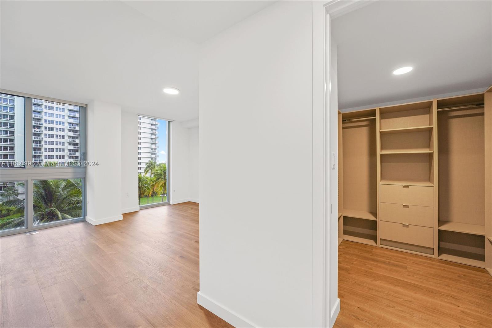 1500 Bay Rd # 1425 Unit: N-1425