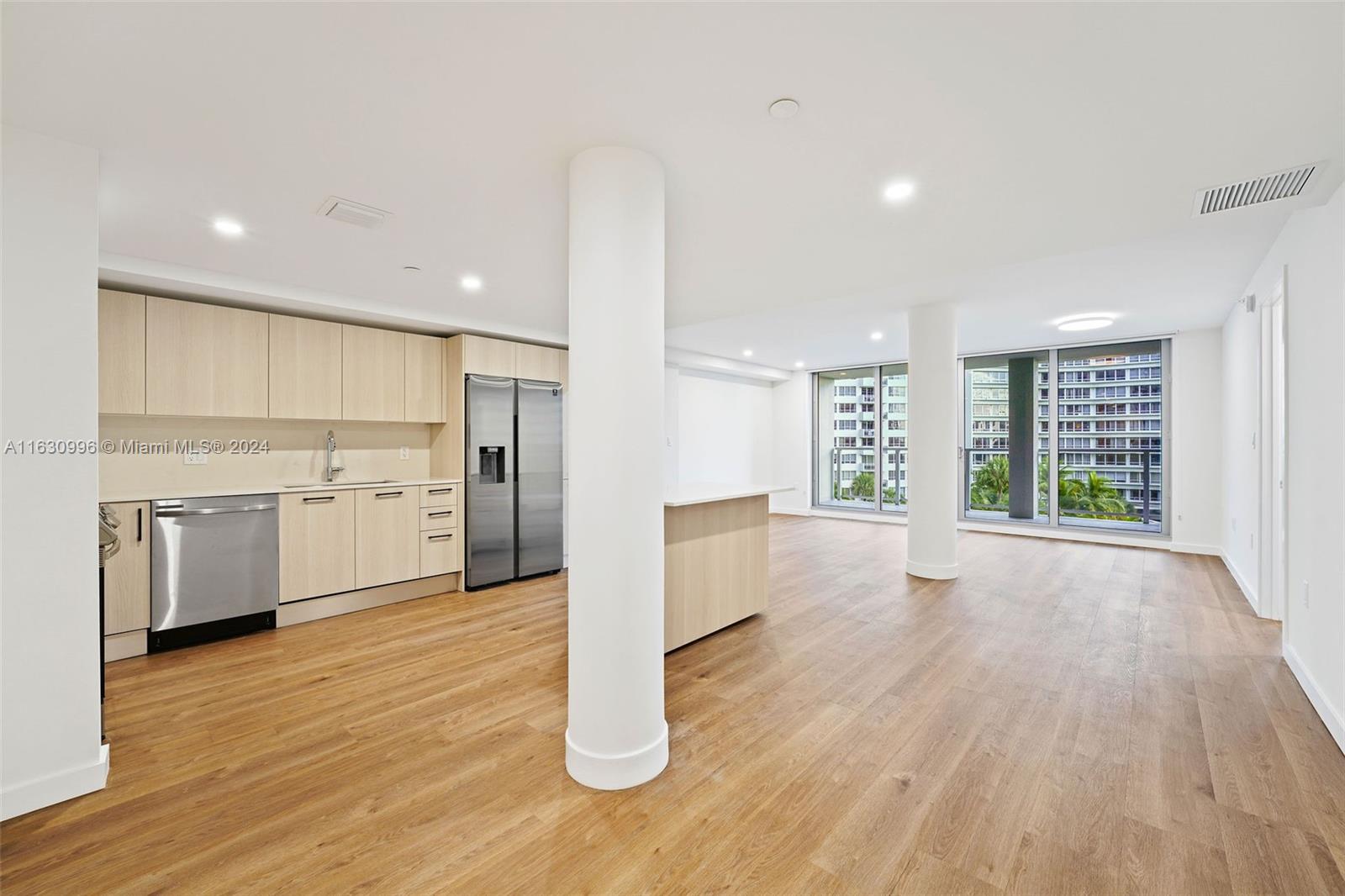1500 Bay Rd # 1425 Unit: N-1425