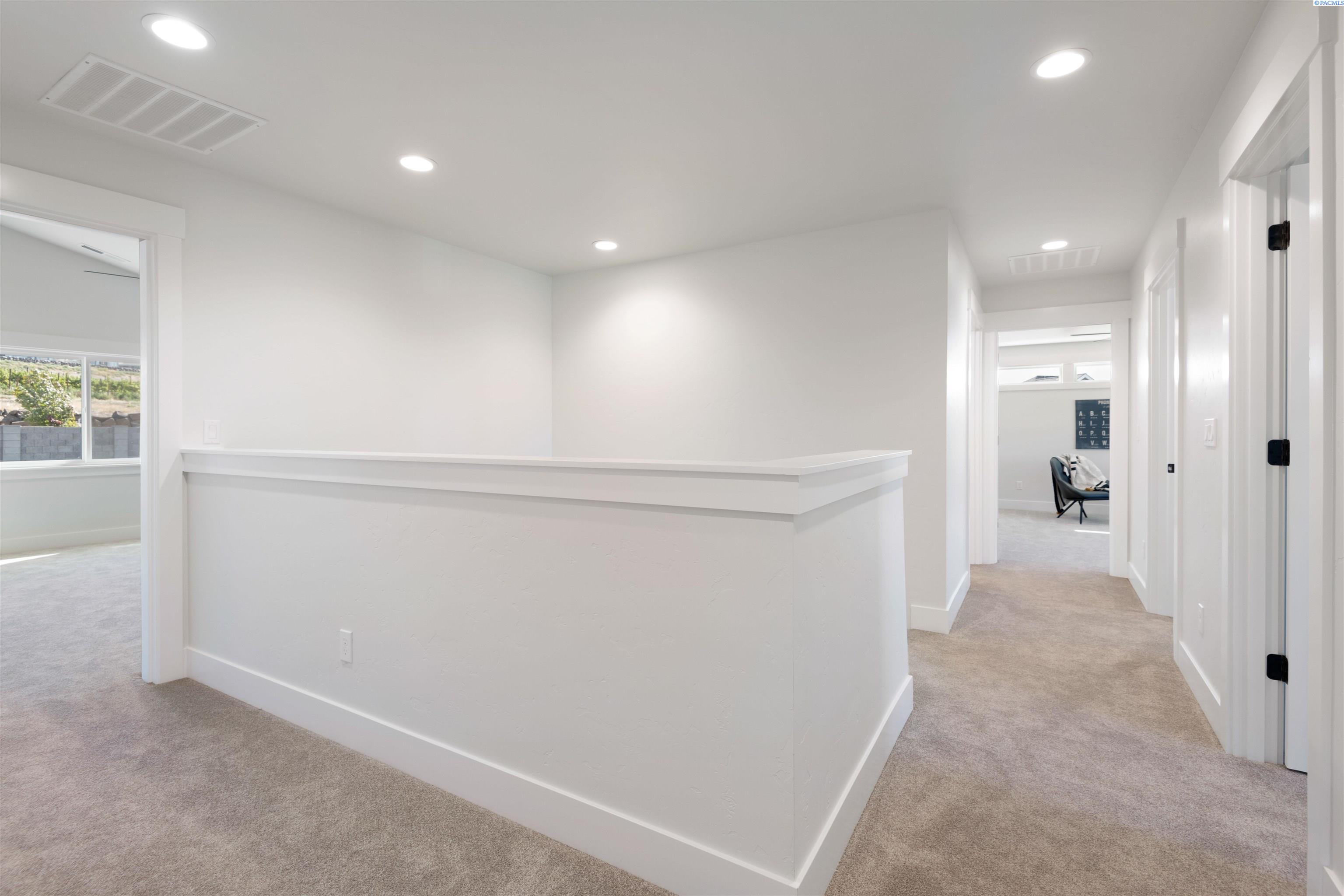 2414 Maggio Loop Lot 9