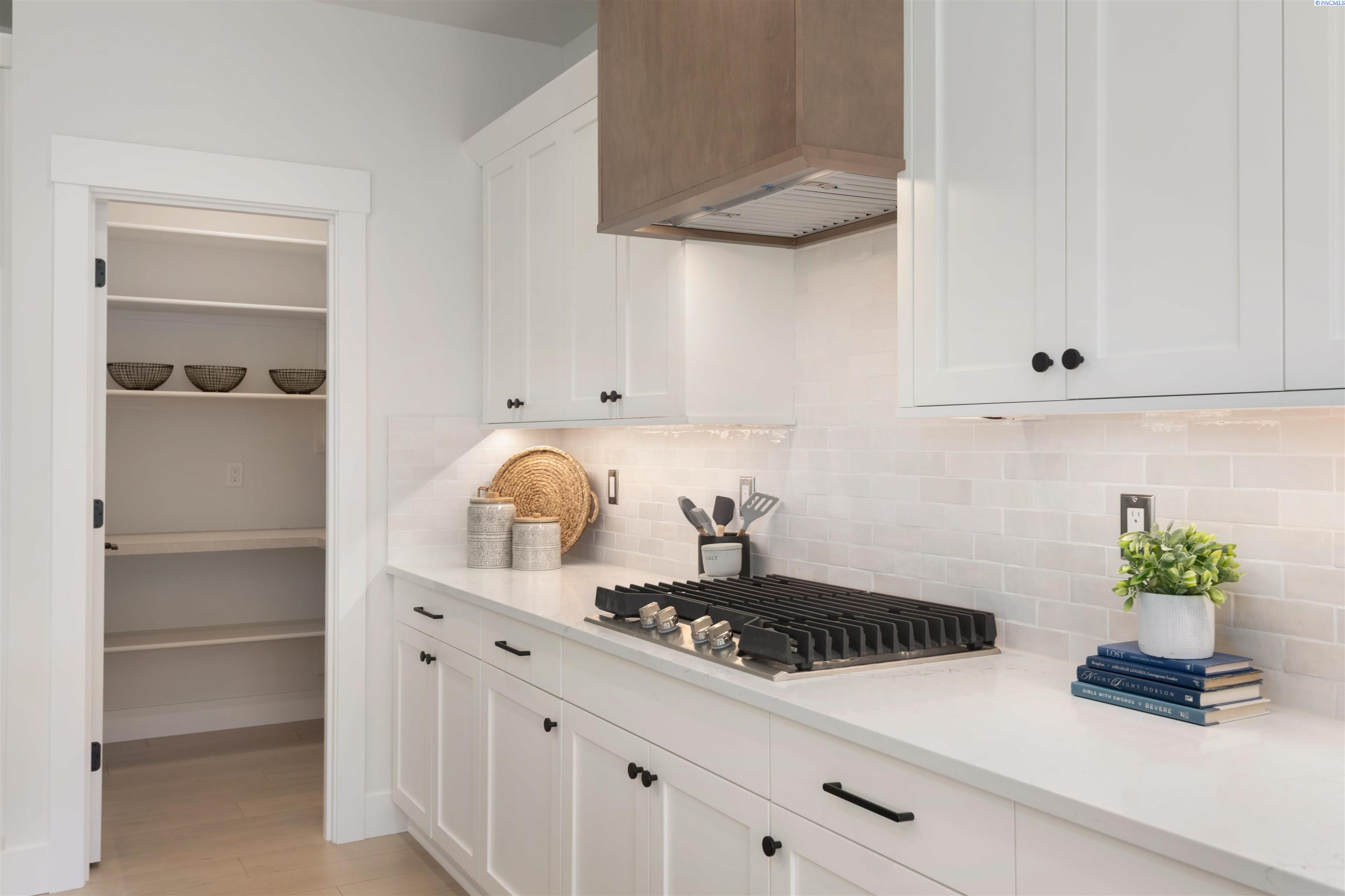 2414 Maggio Loop Lot 9