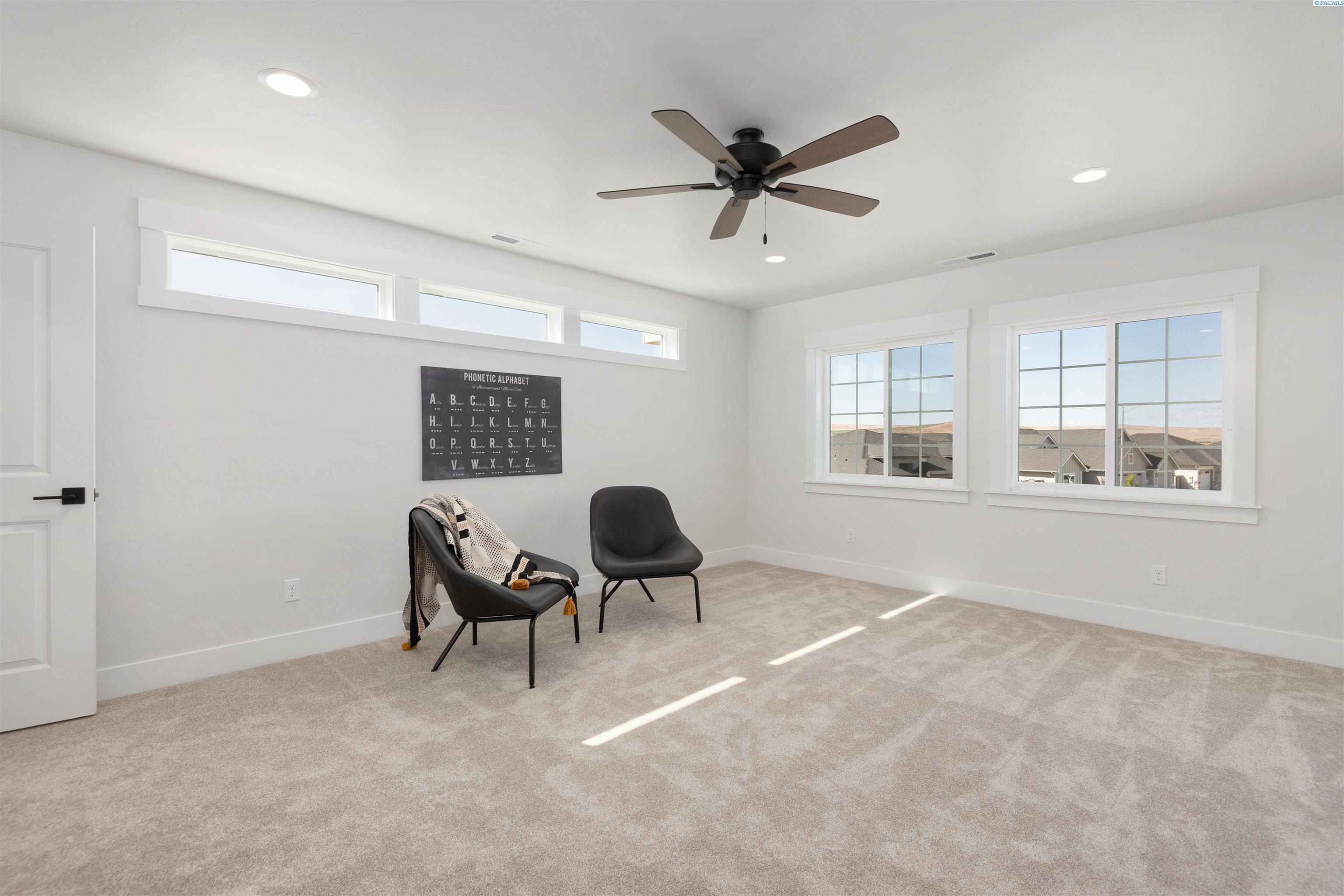 2414 Maggio Loop Lot 9