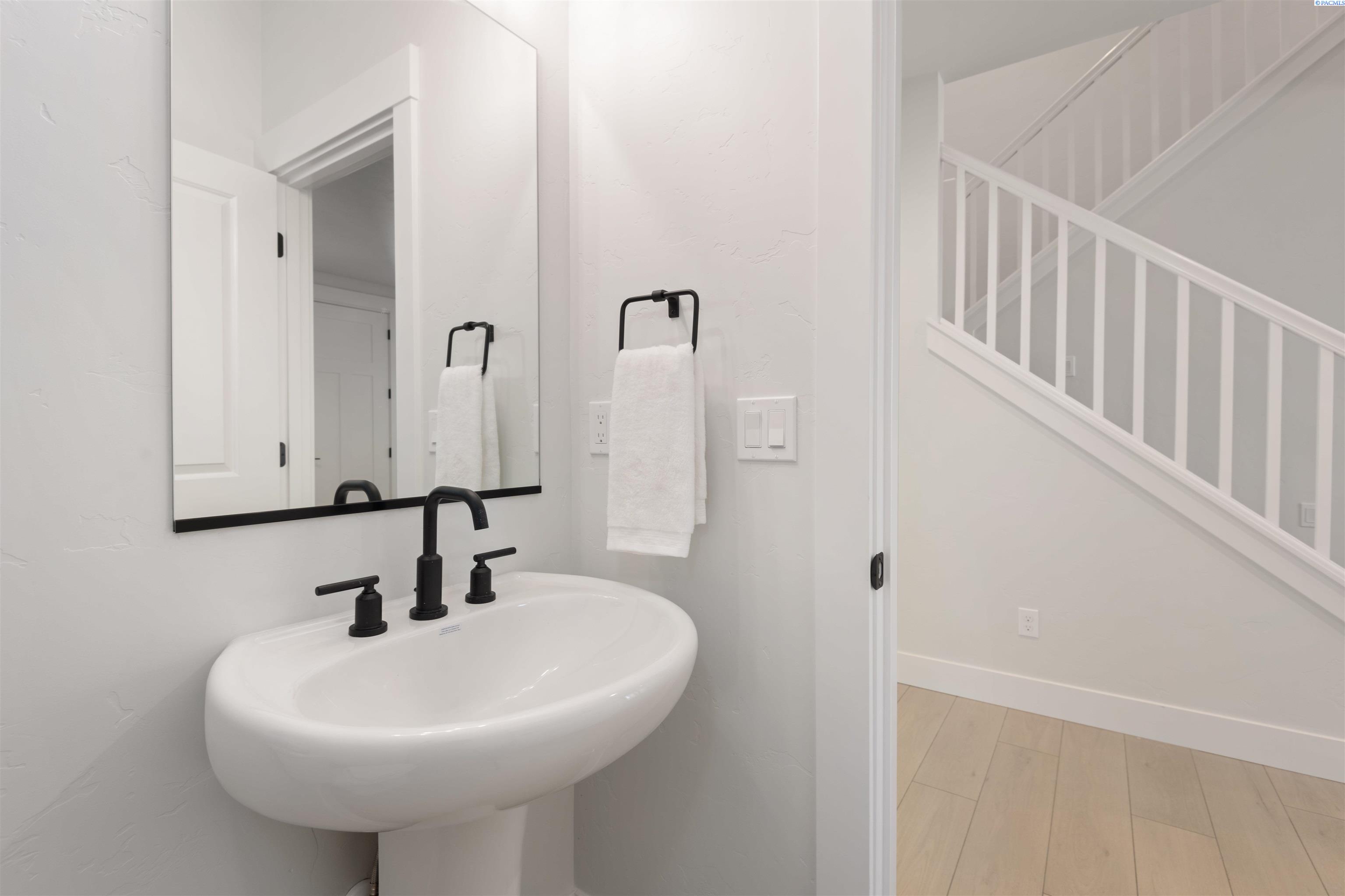 2414 Maggio Loop Lot 9