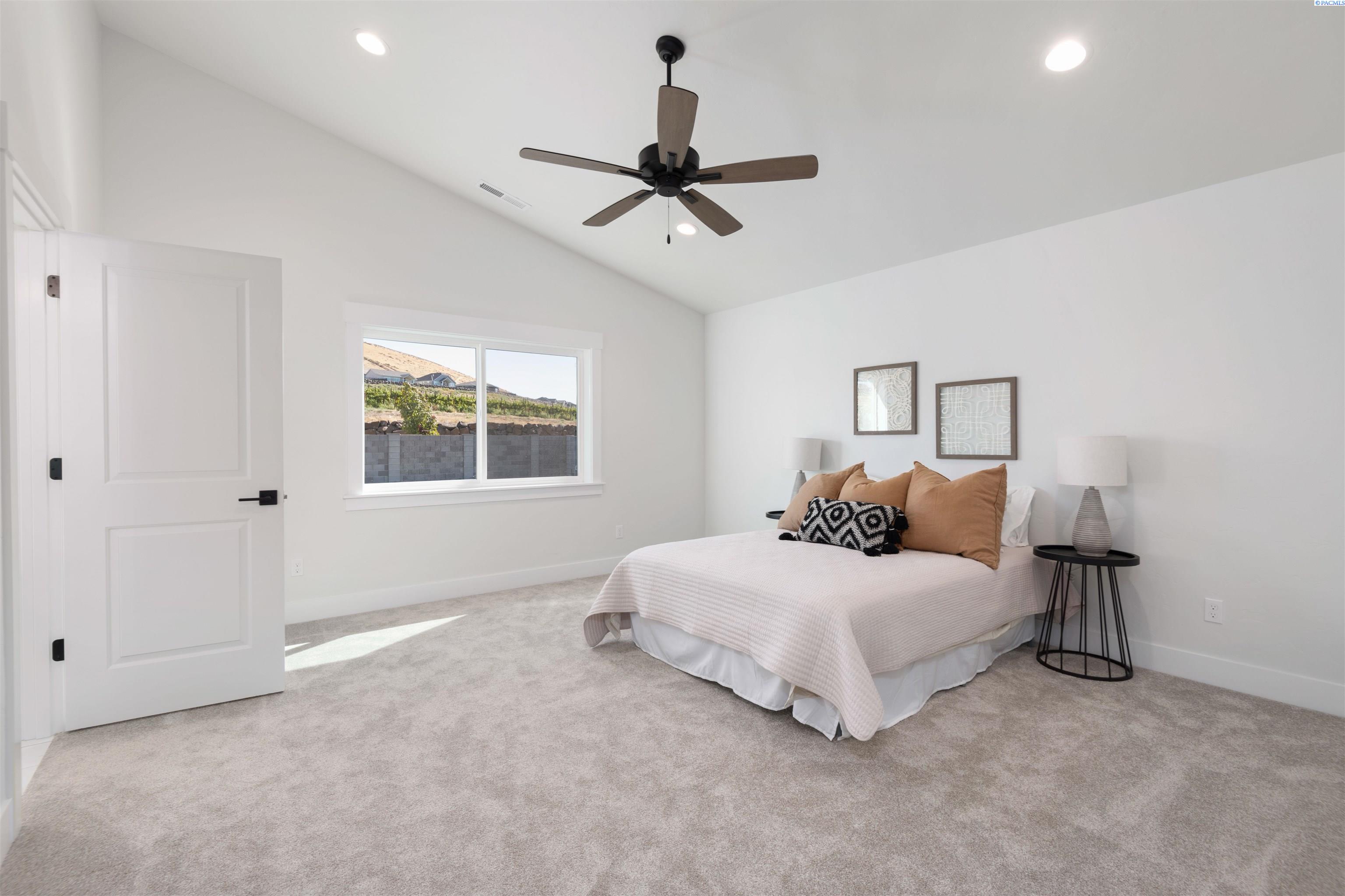 2414 Maggio Loop Lot 9