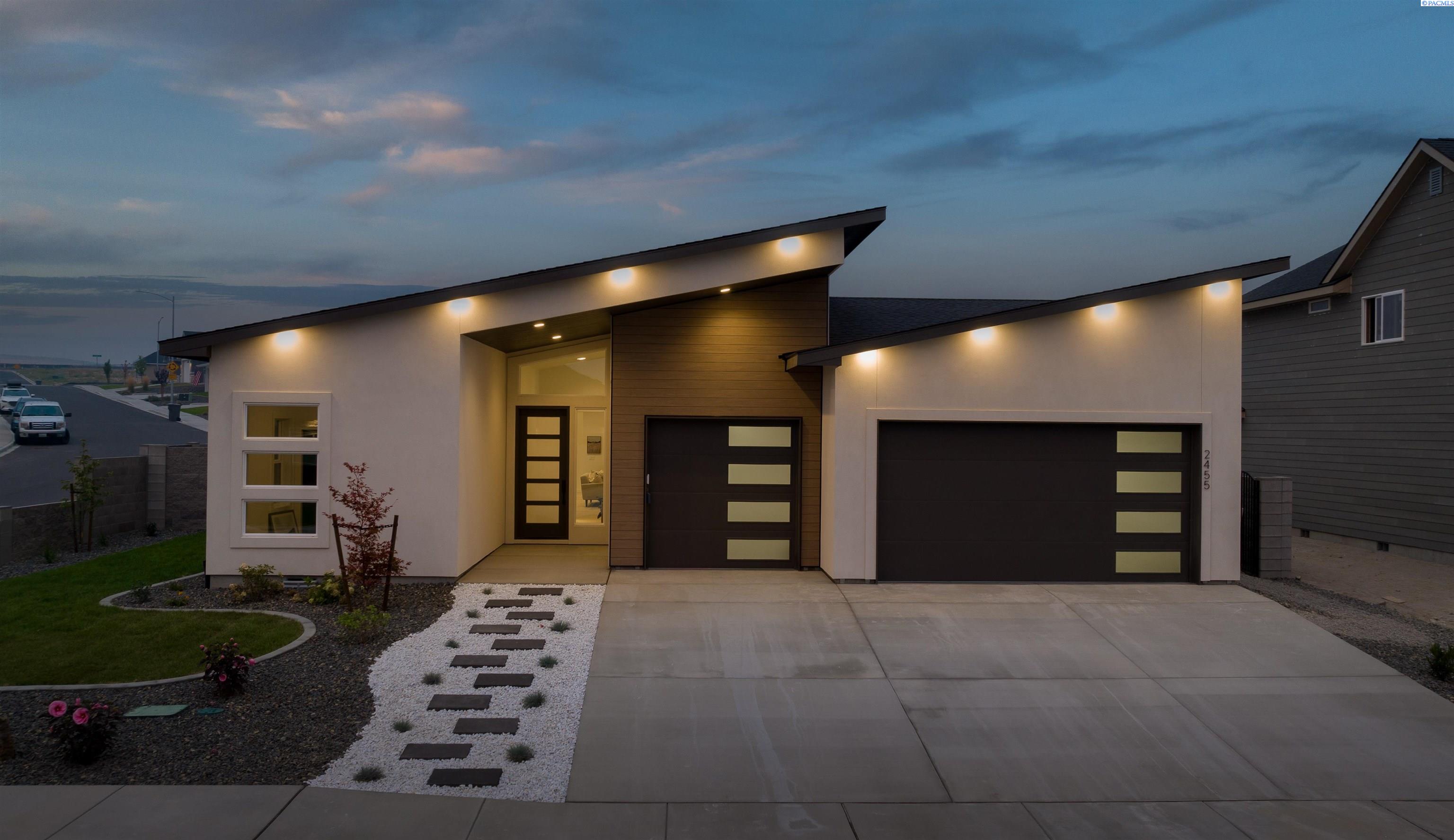 2455 Maggio Loop Unit: Lot53