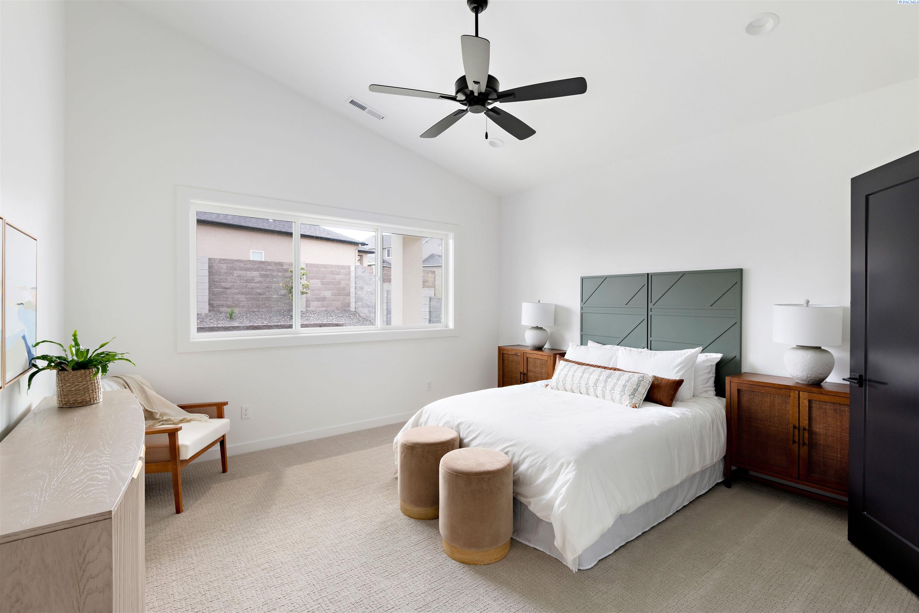 2455 Maggio Loop Unit: Lot53