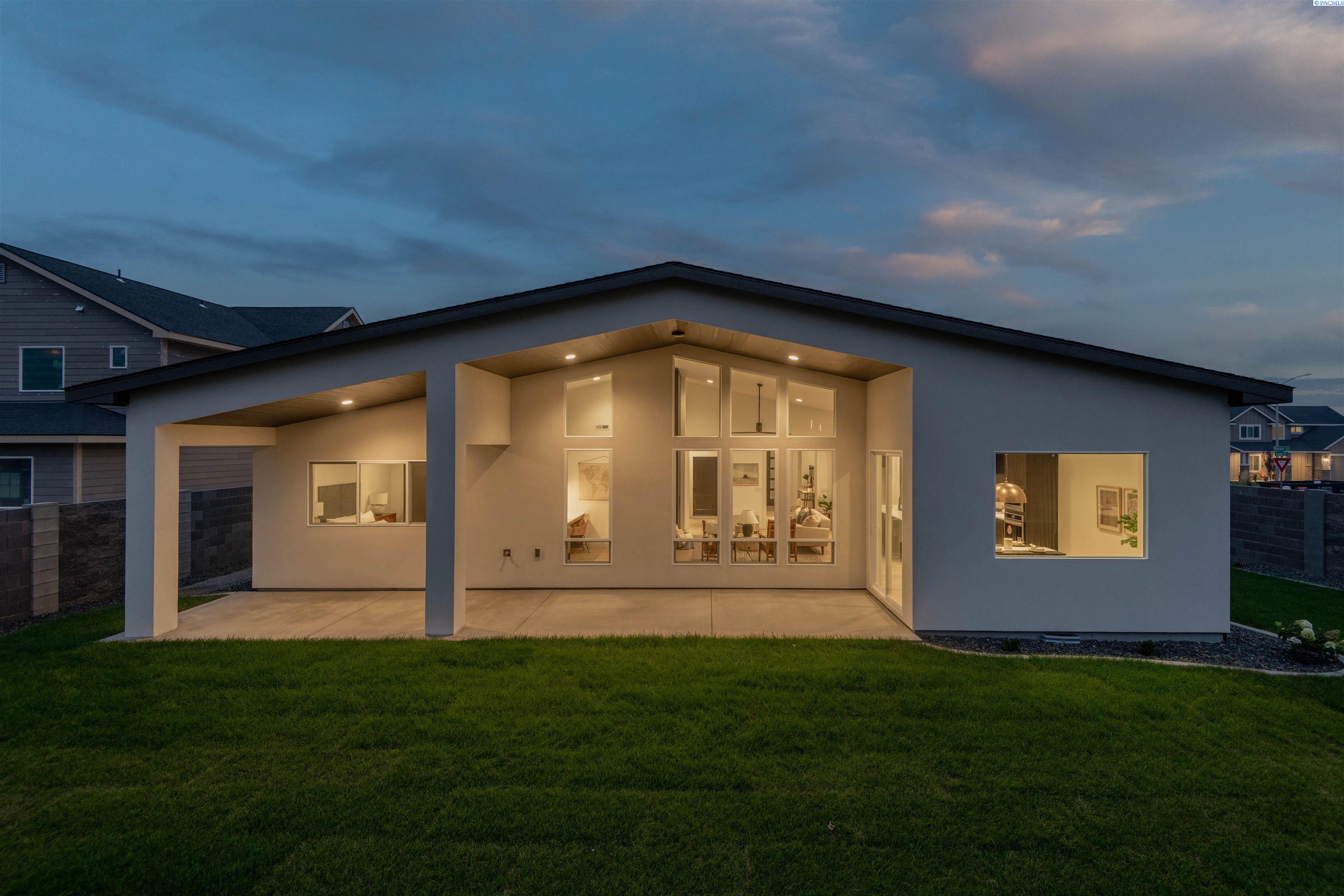 2455 Maggio Loop Unit: Lot53