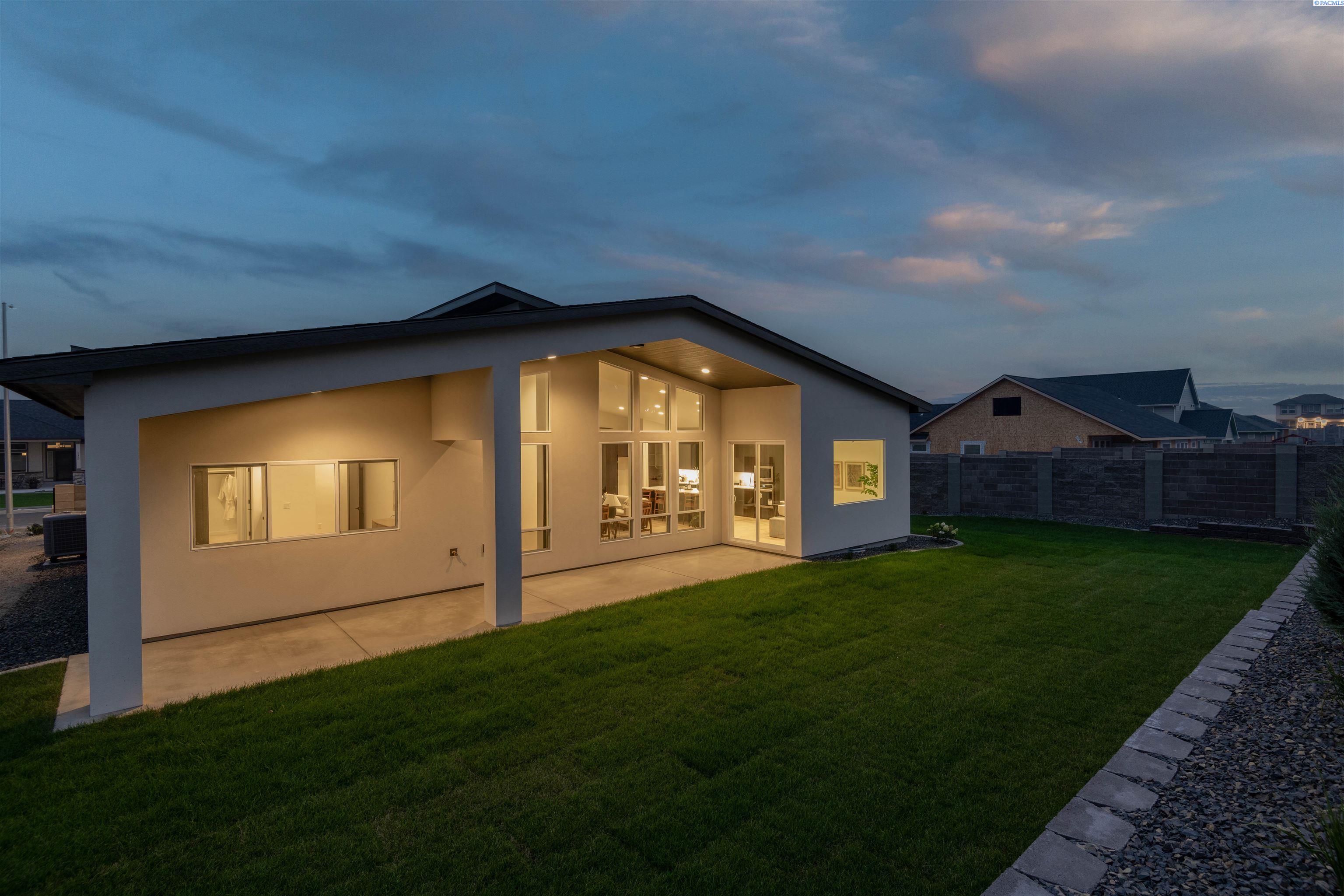 2455 Maggio Loop Unit: Lot53