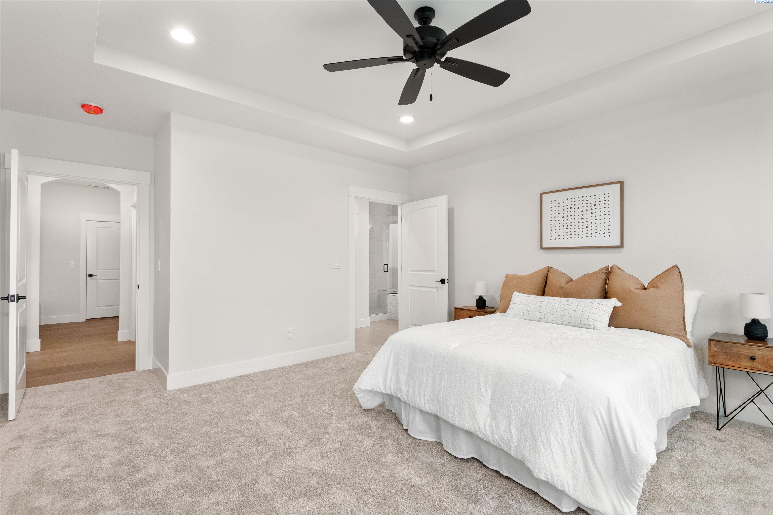 2437 Maggio Loop Unit: Lot56