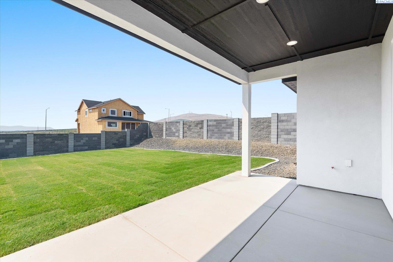 2339 Upriver
