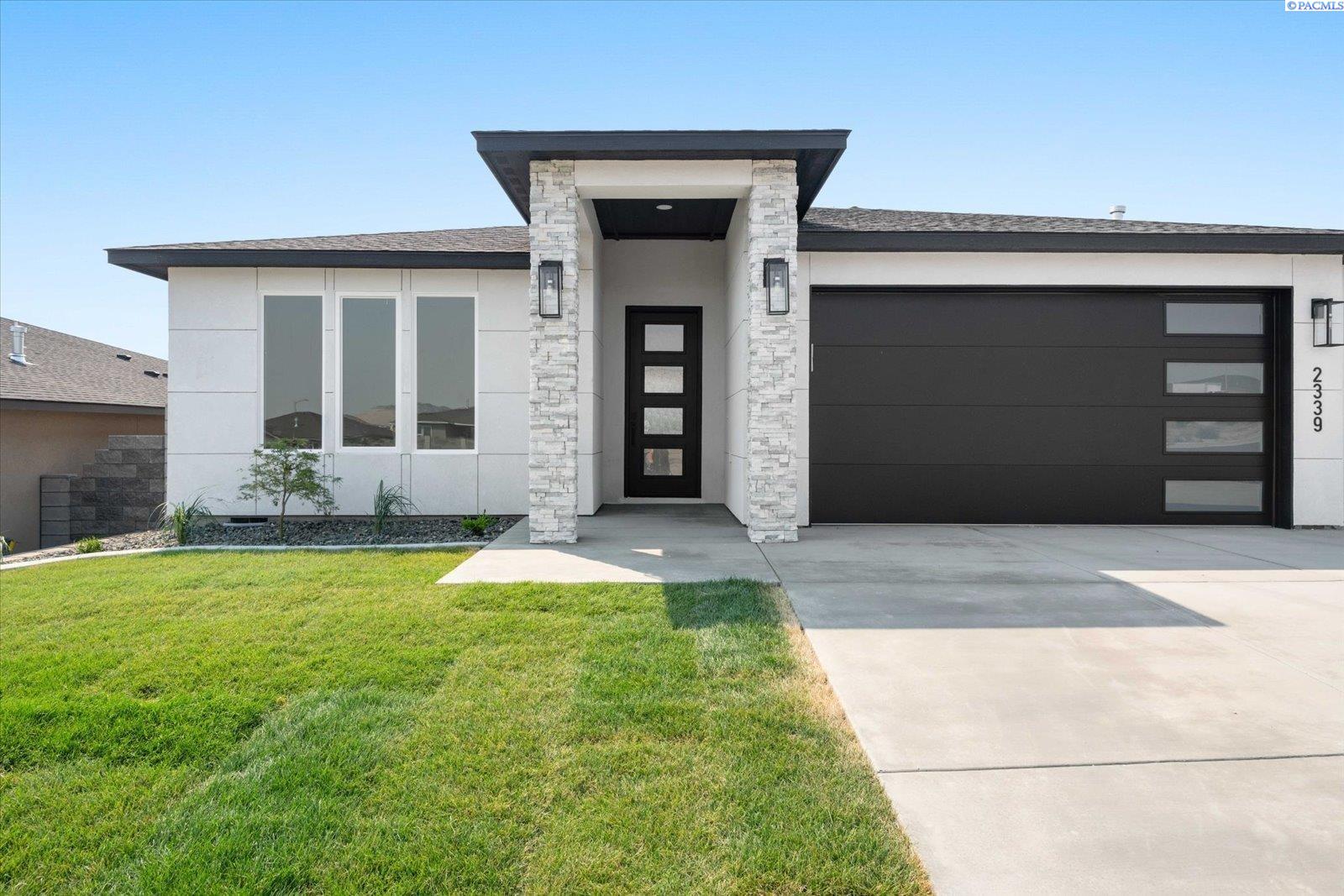 2339 Upriver