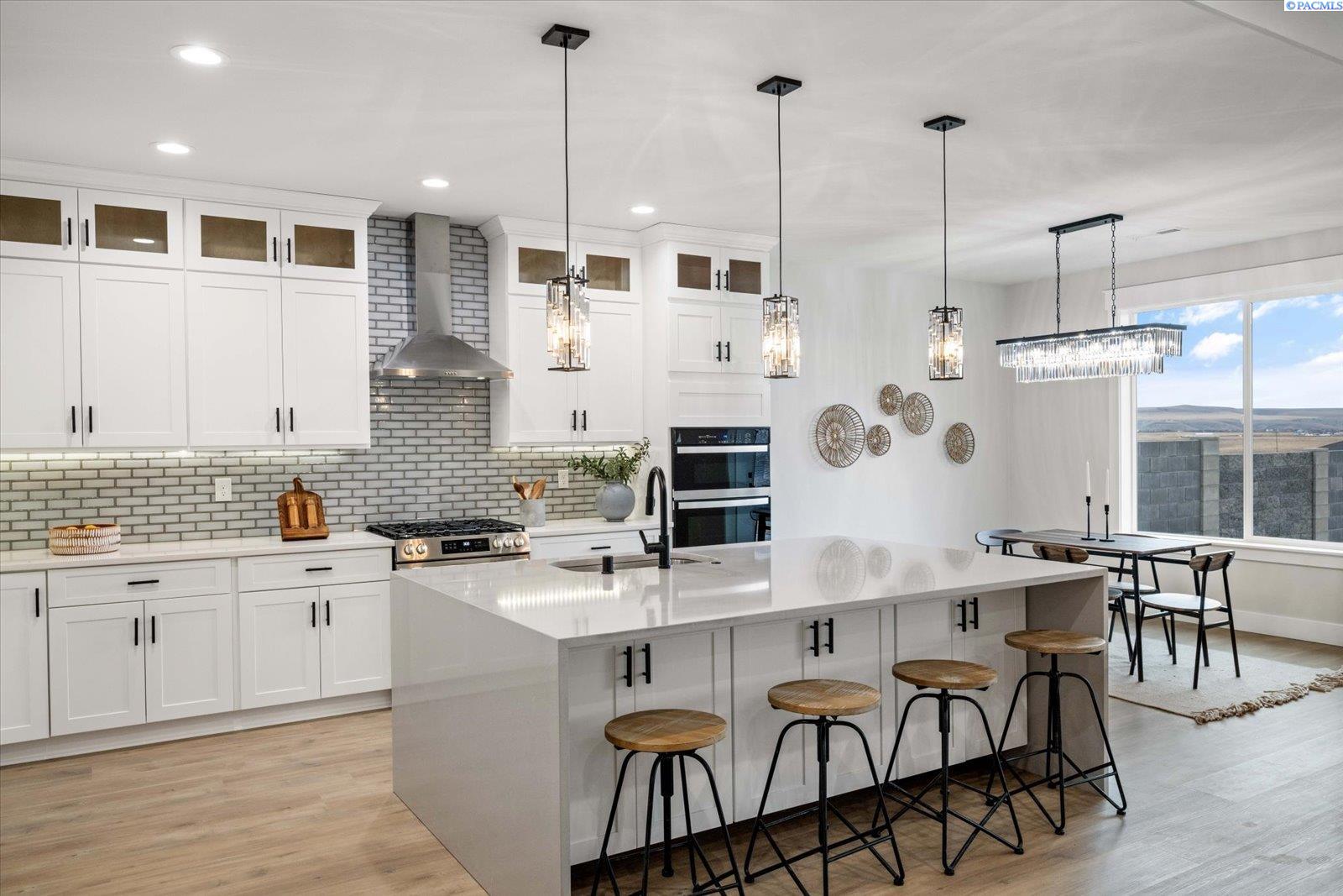 2355 Upriver