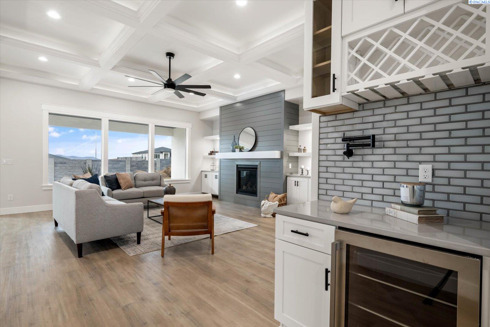 2355 Upriver
