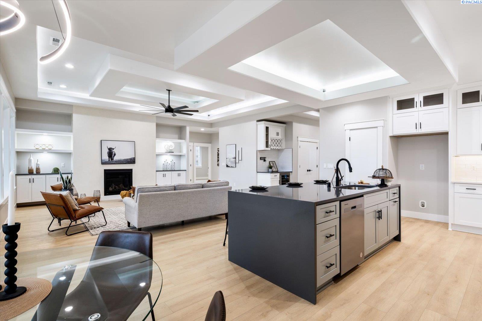 2369 Waterhill