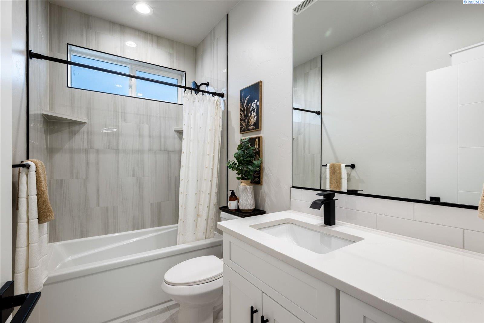 2369 Waterhill