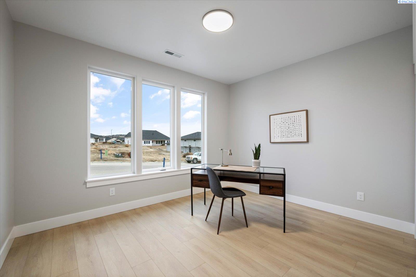 2369 Waterhill