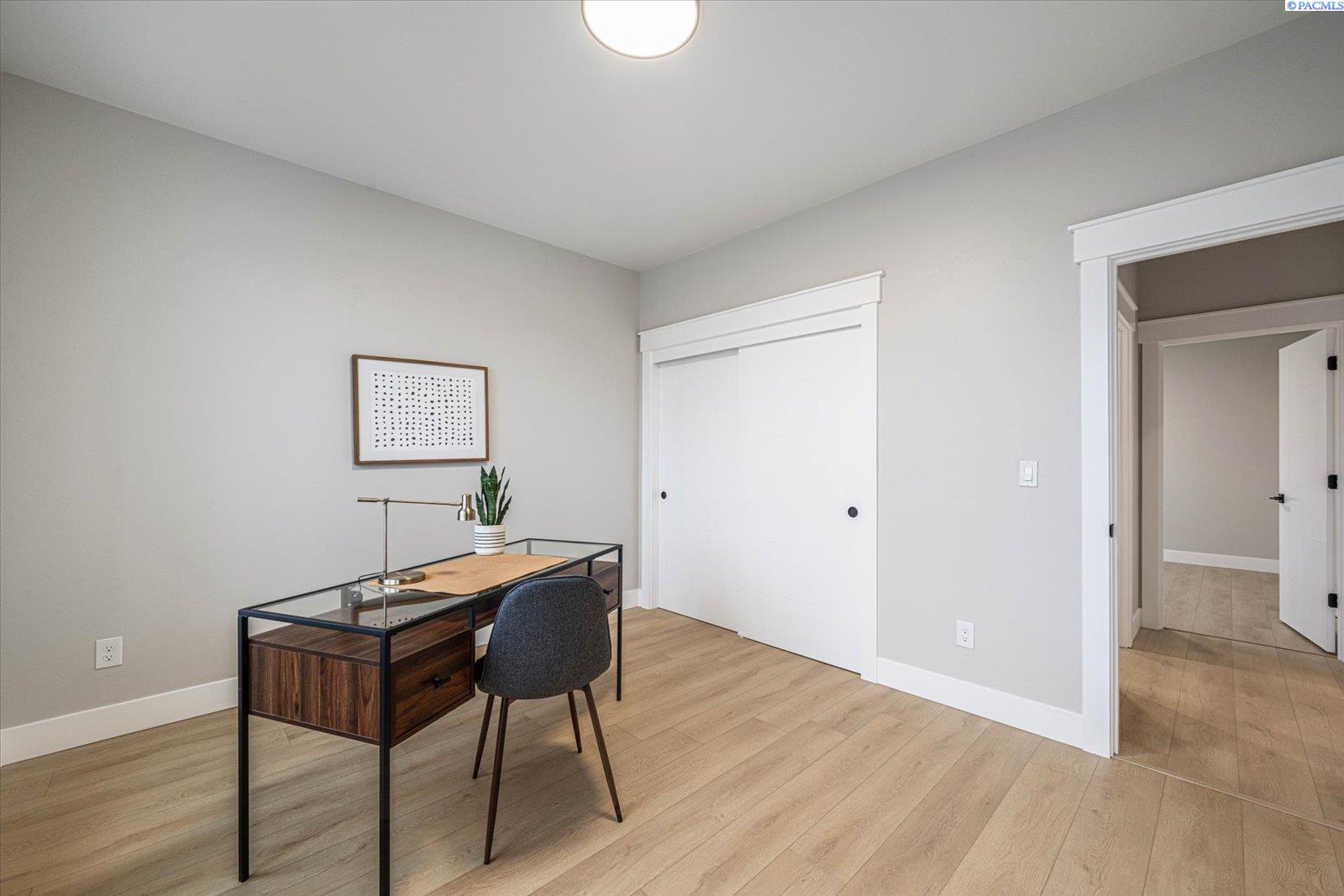 2369 Waterhill