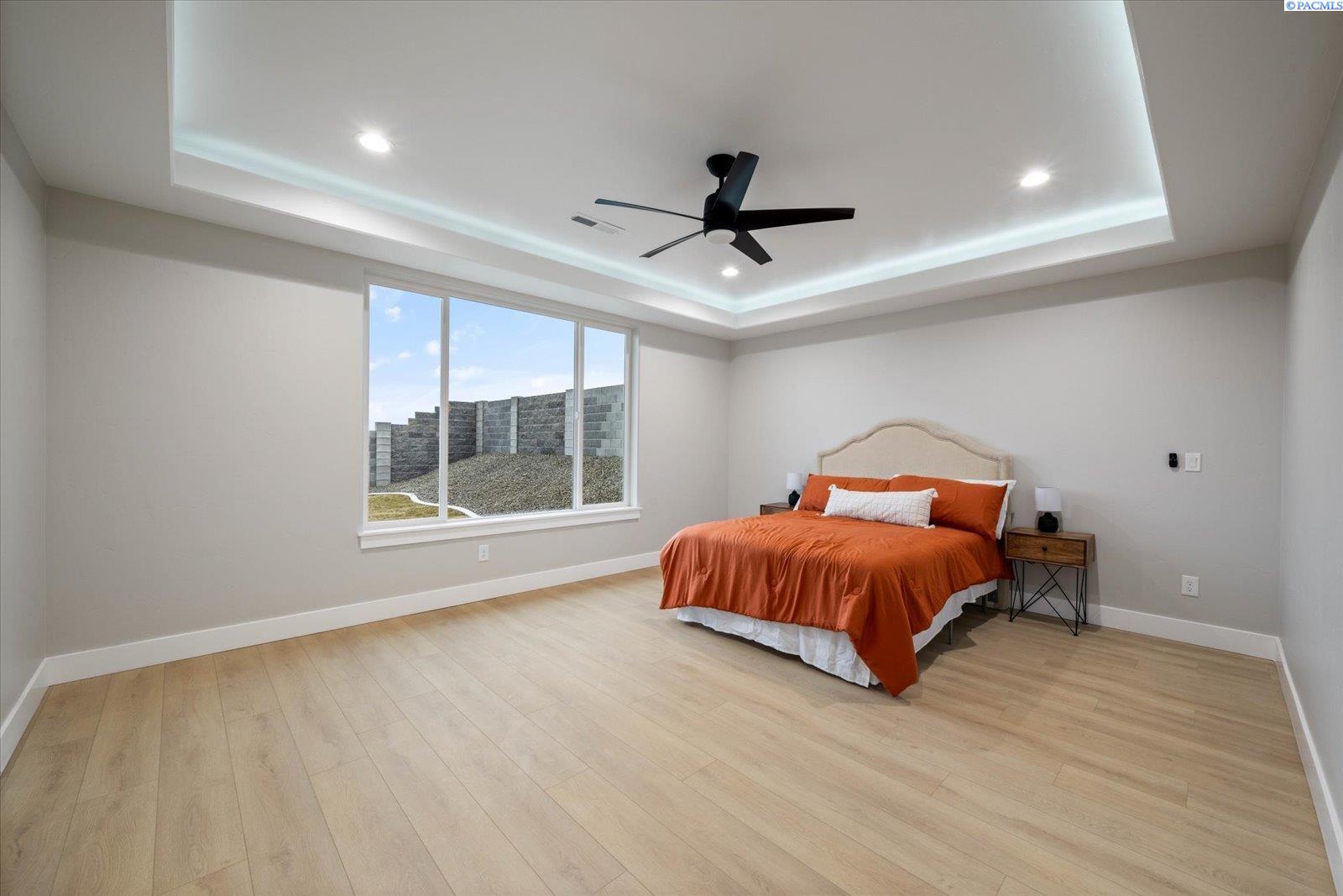 2369 Waterhill