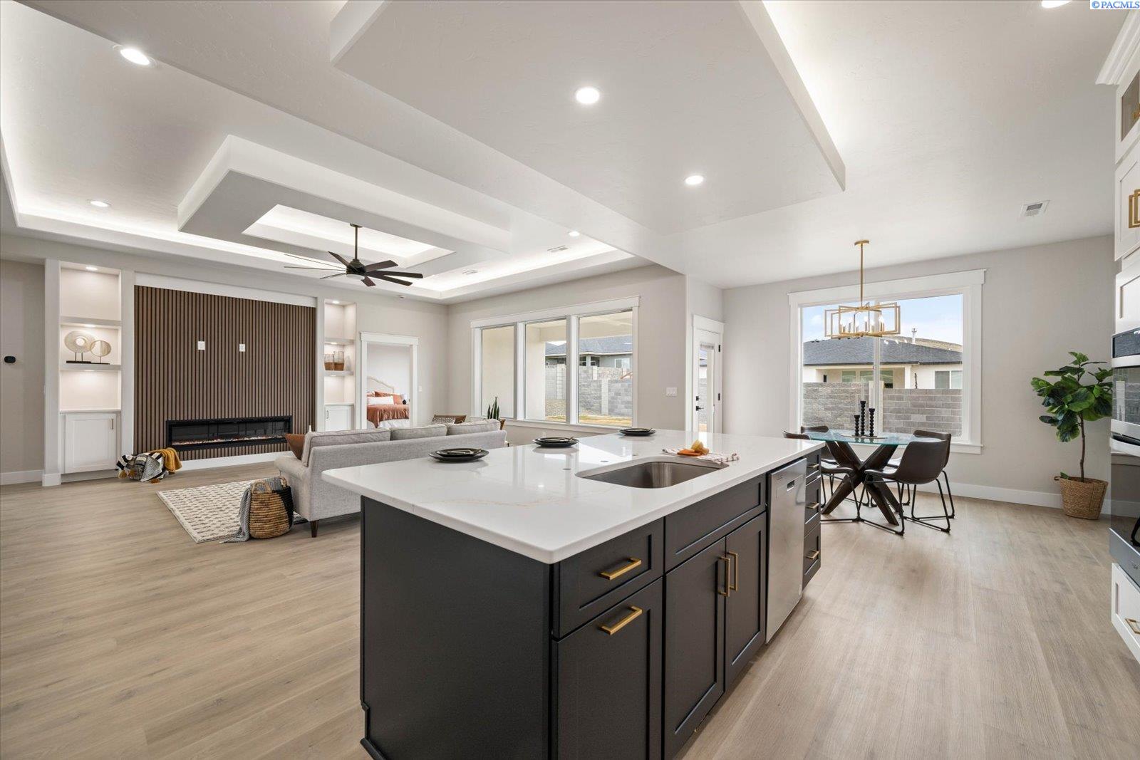 2380 Upriver