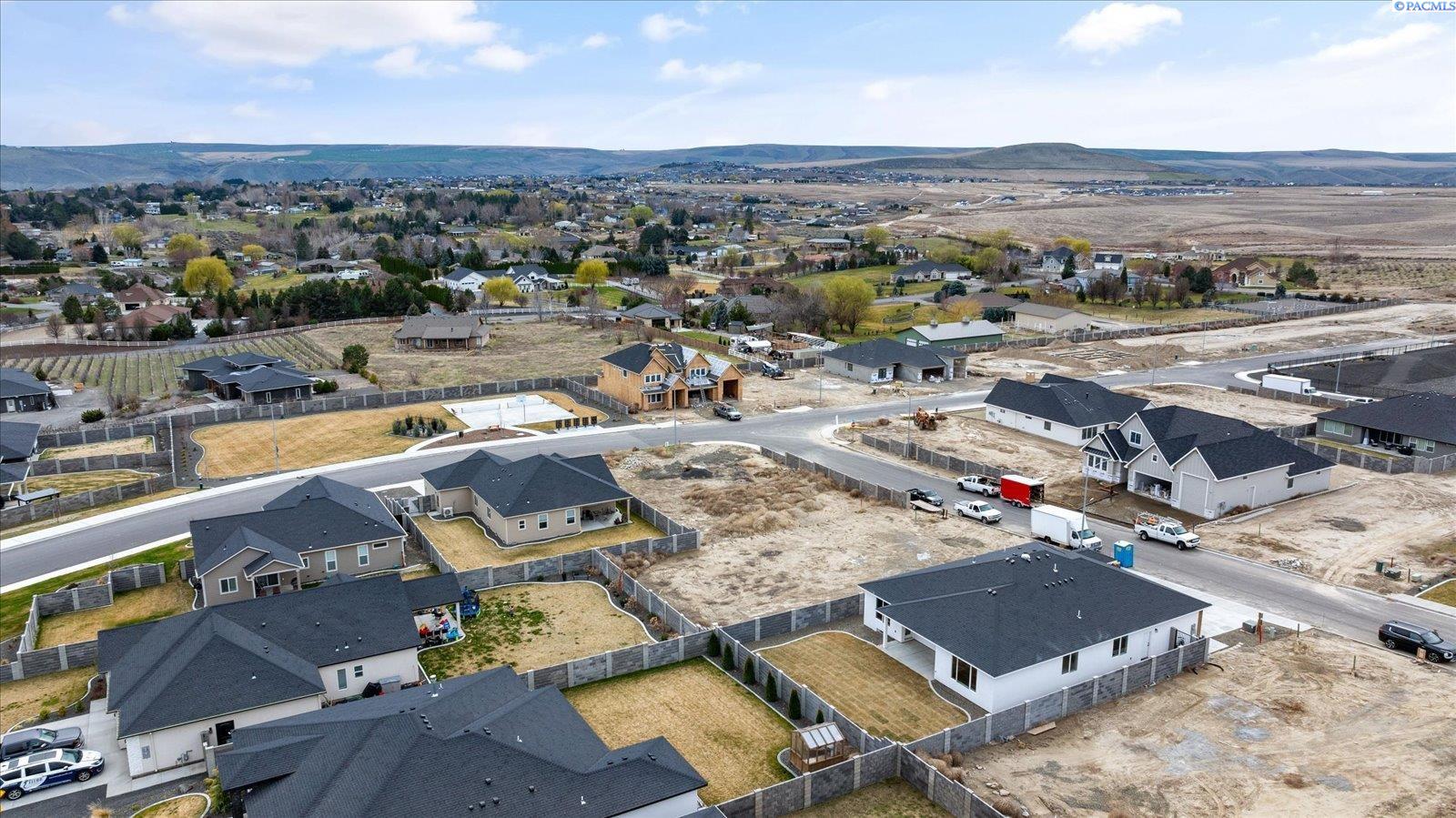2380 Upriver