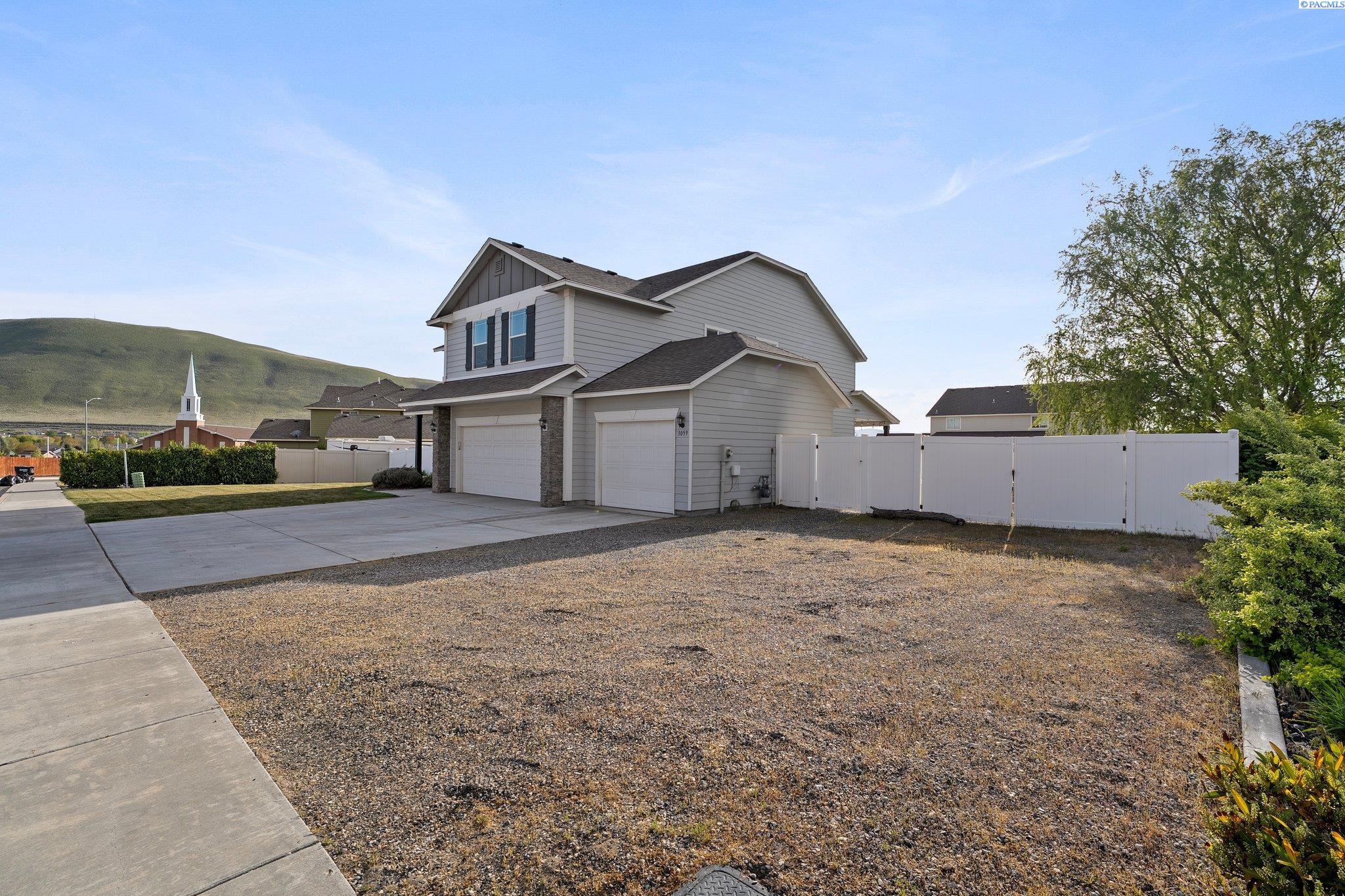 3059 Sugarplumb Ave