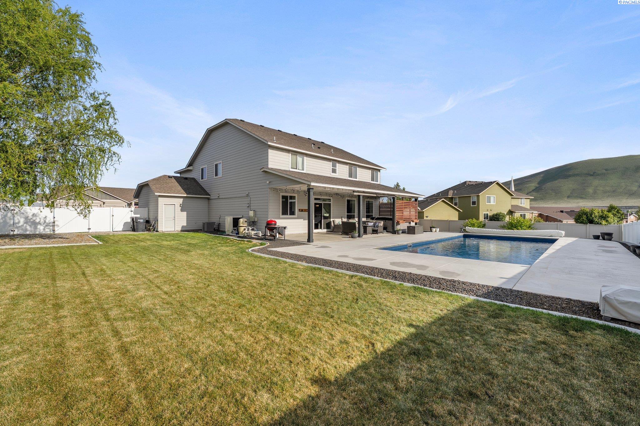3059 Sugarplumb Ave