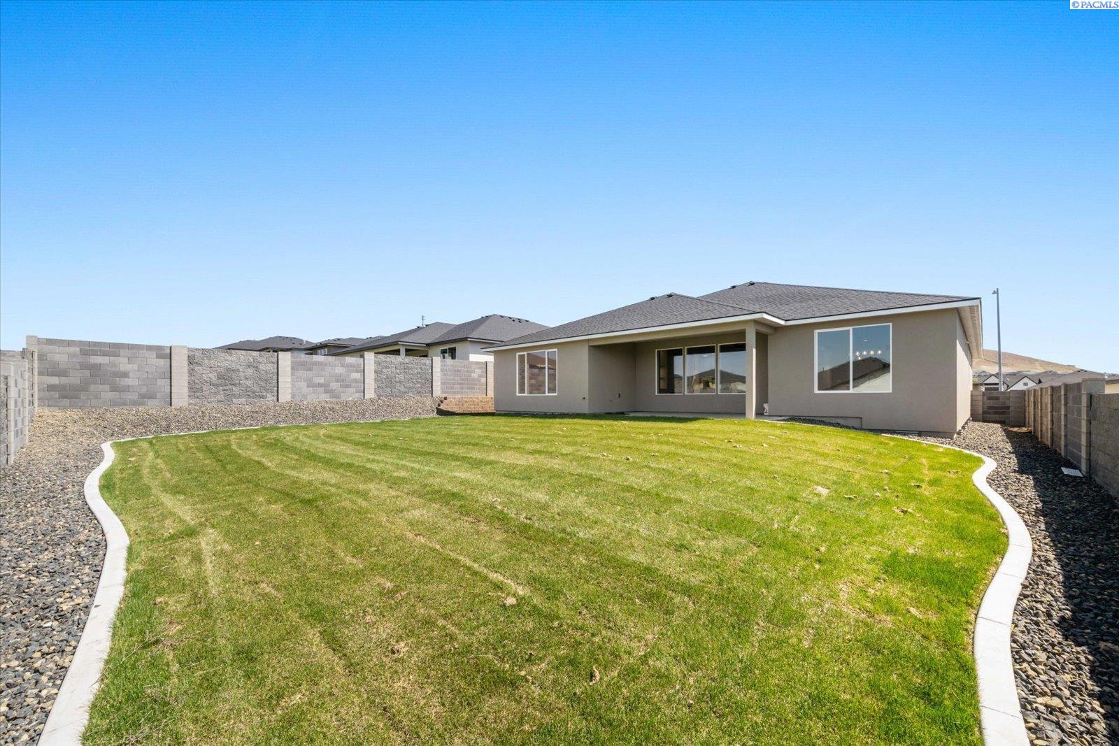 2363 Upriver