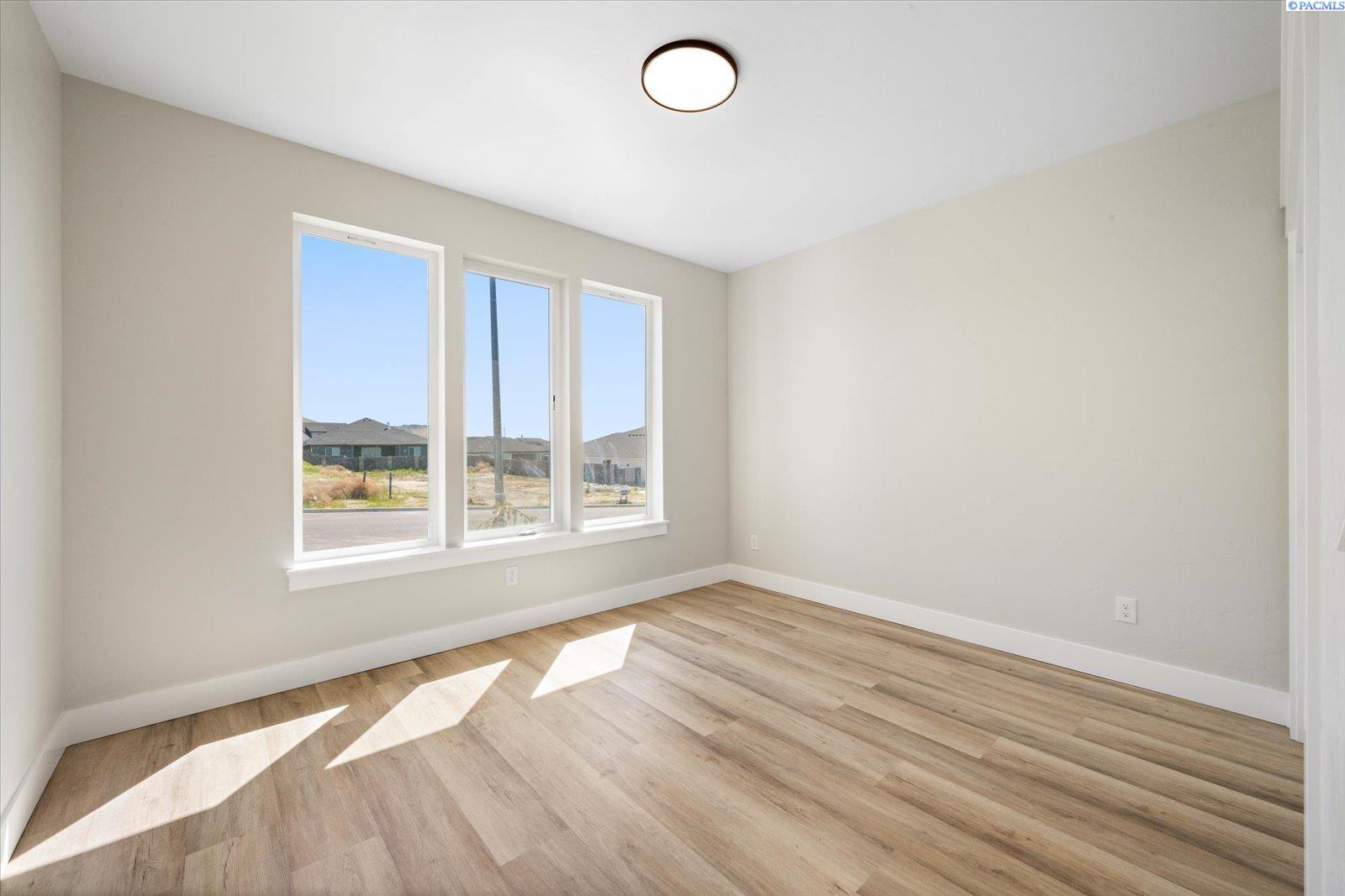 2363 Upriver