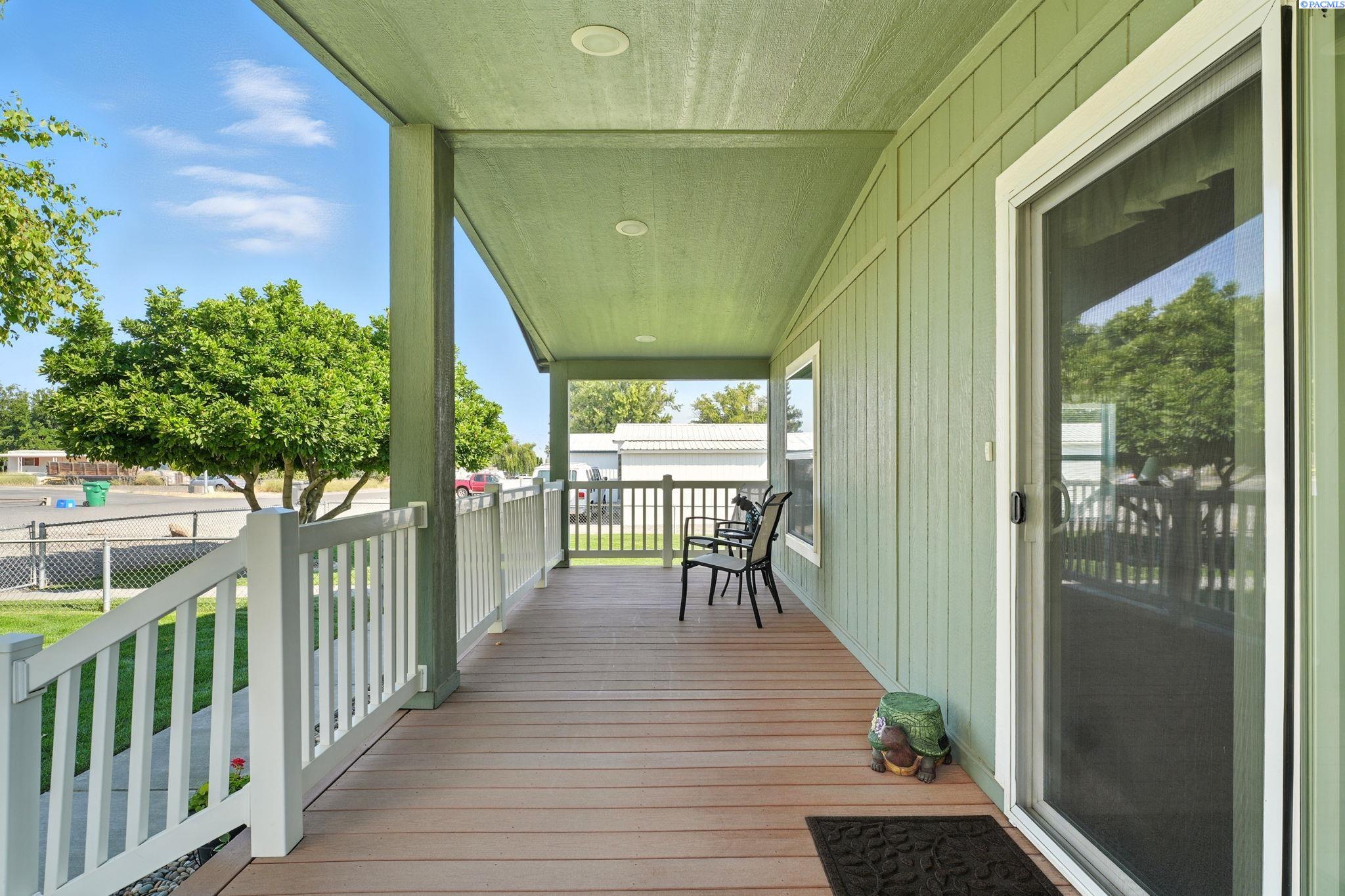 1809 Huntington