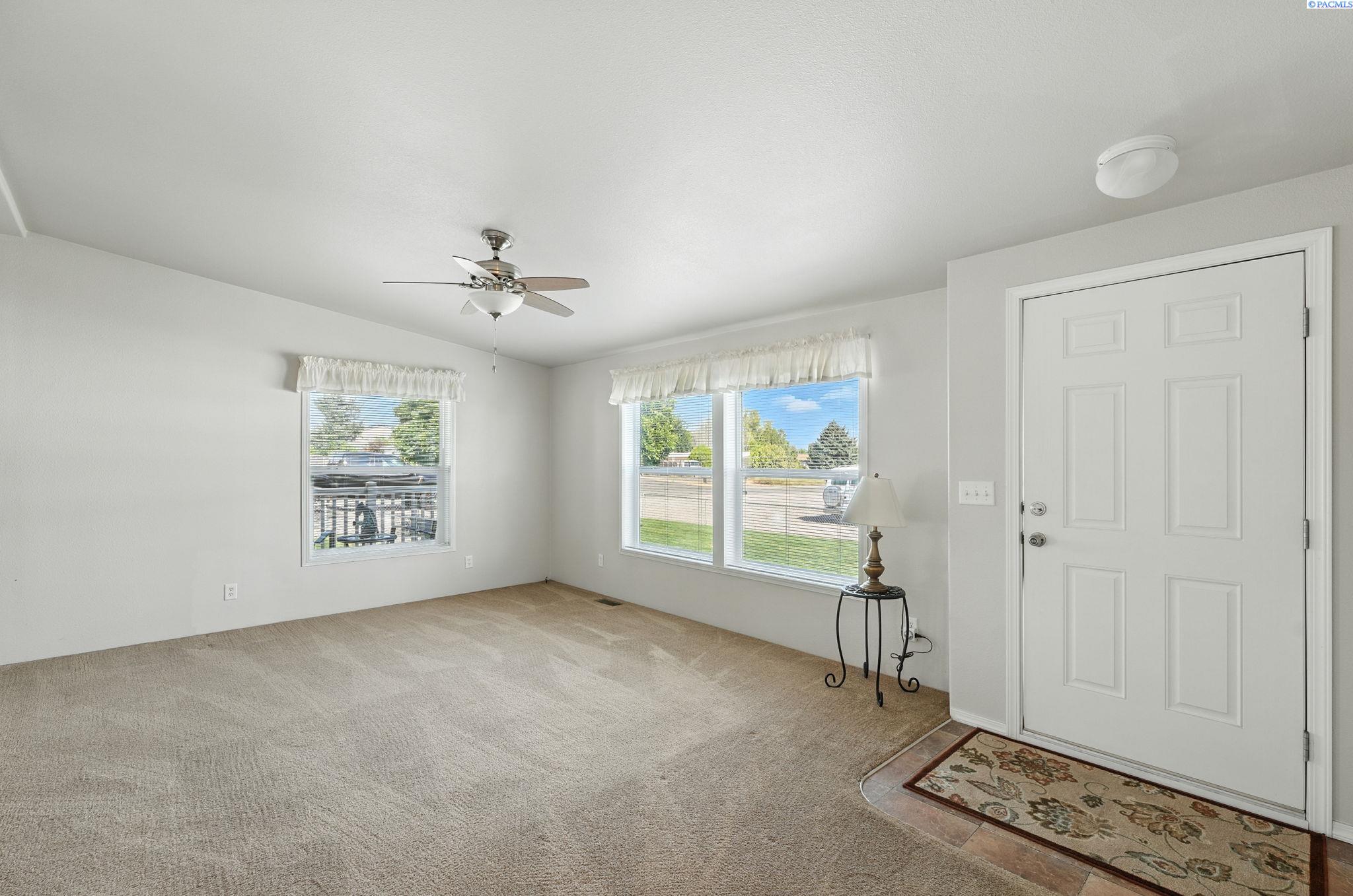 1809 Huntington