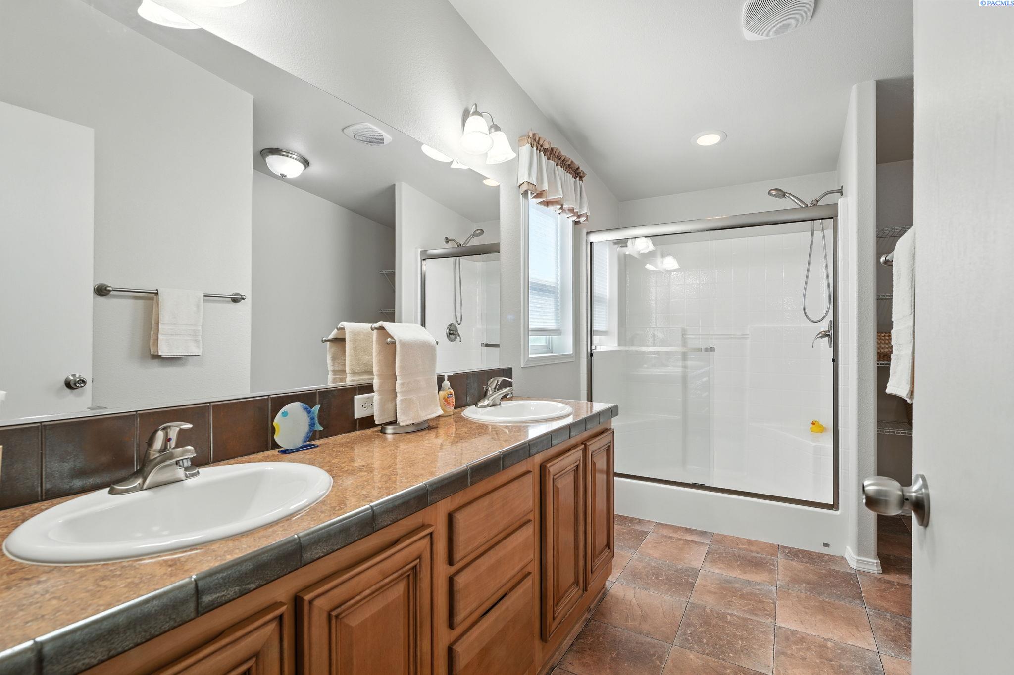 1809 Huntington