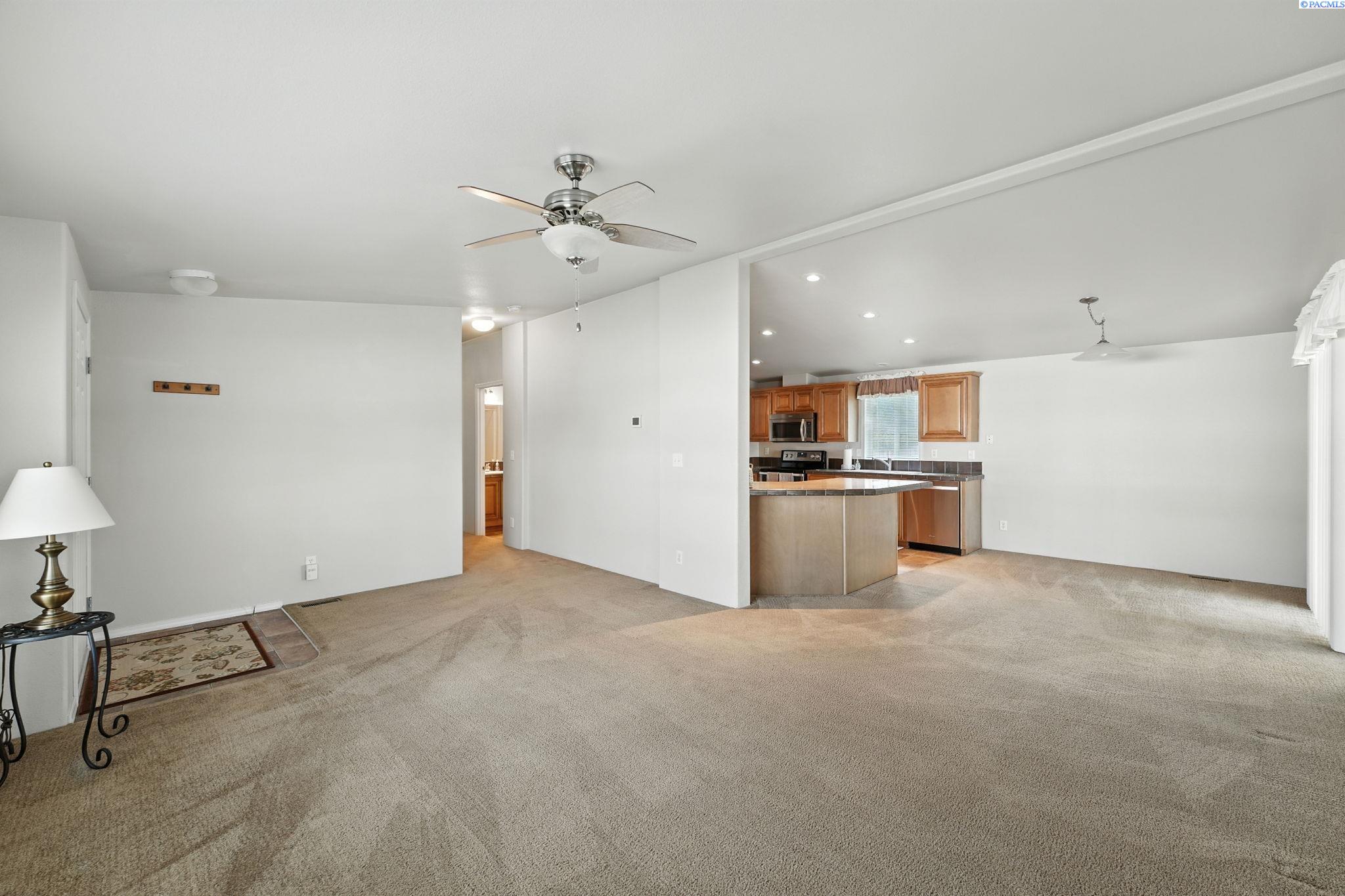 1809 Huntington