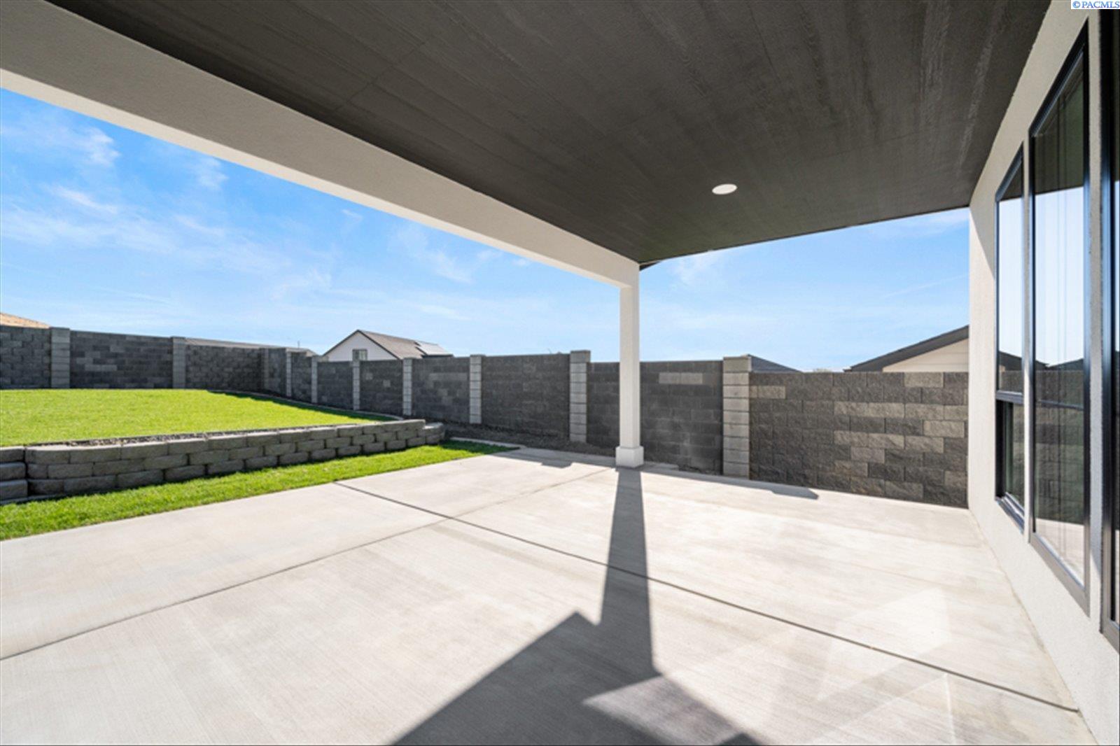 4127 Clover Rd