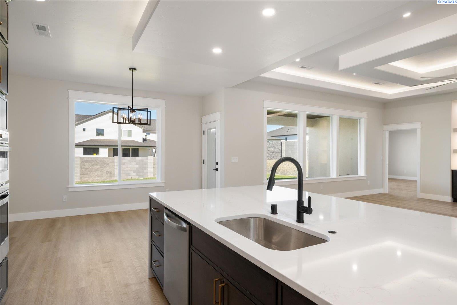 2331 Upriver
