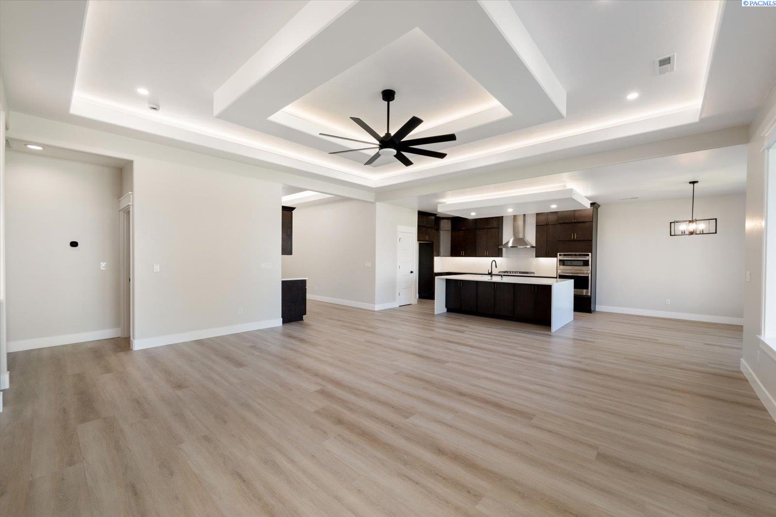 2331 Upriver