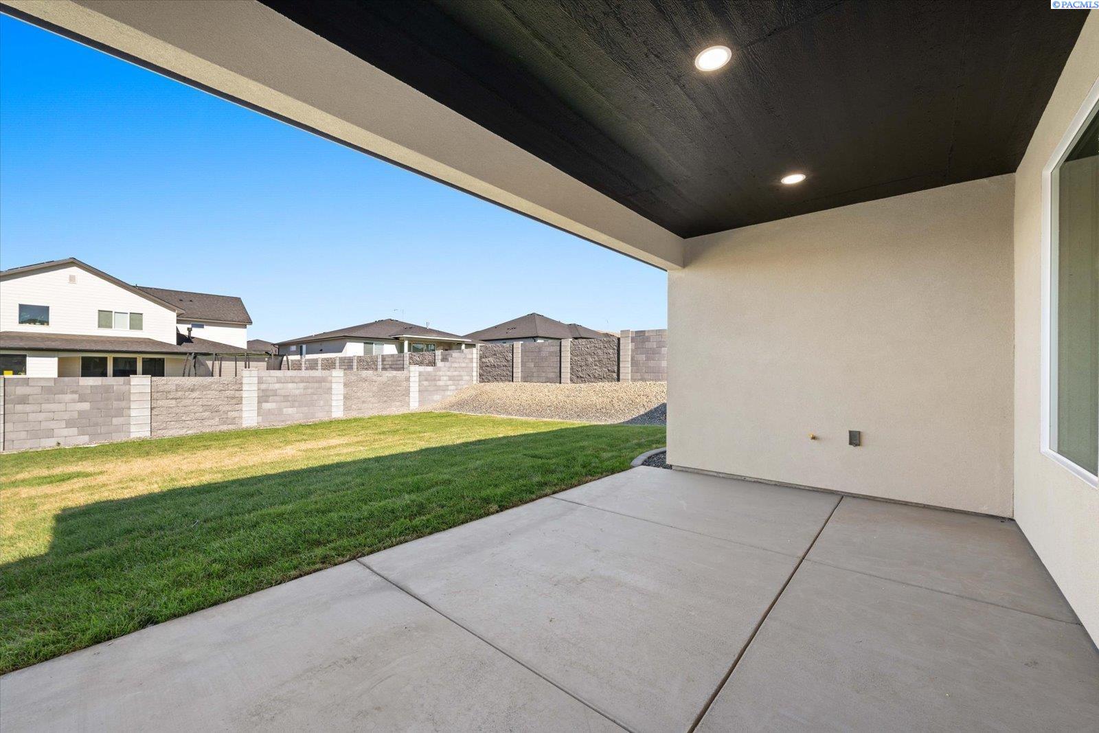 2331 Upriver
