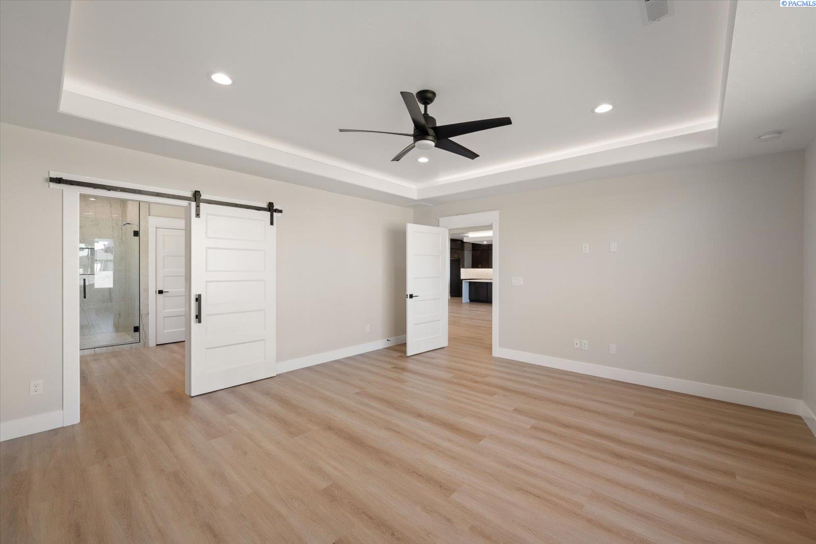 2331 Upriver