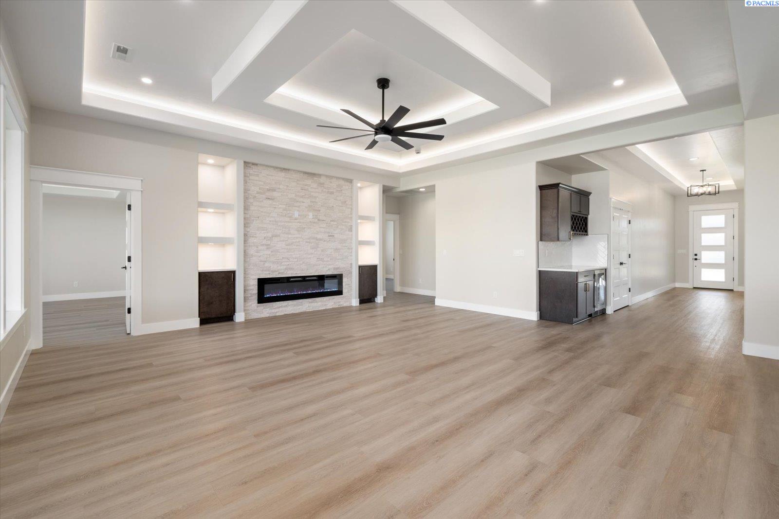 2331 Upriver