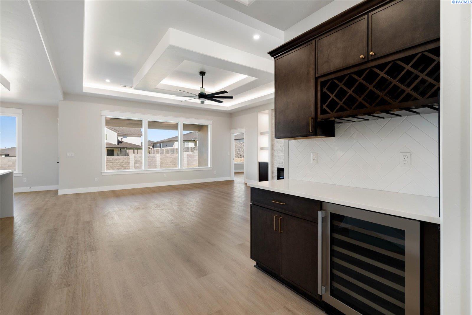 2331 Upriver