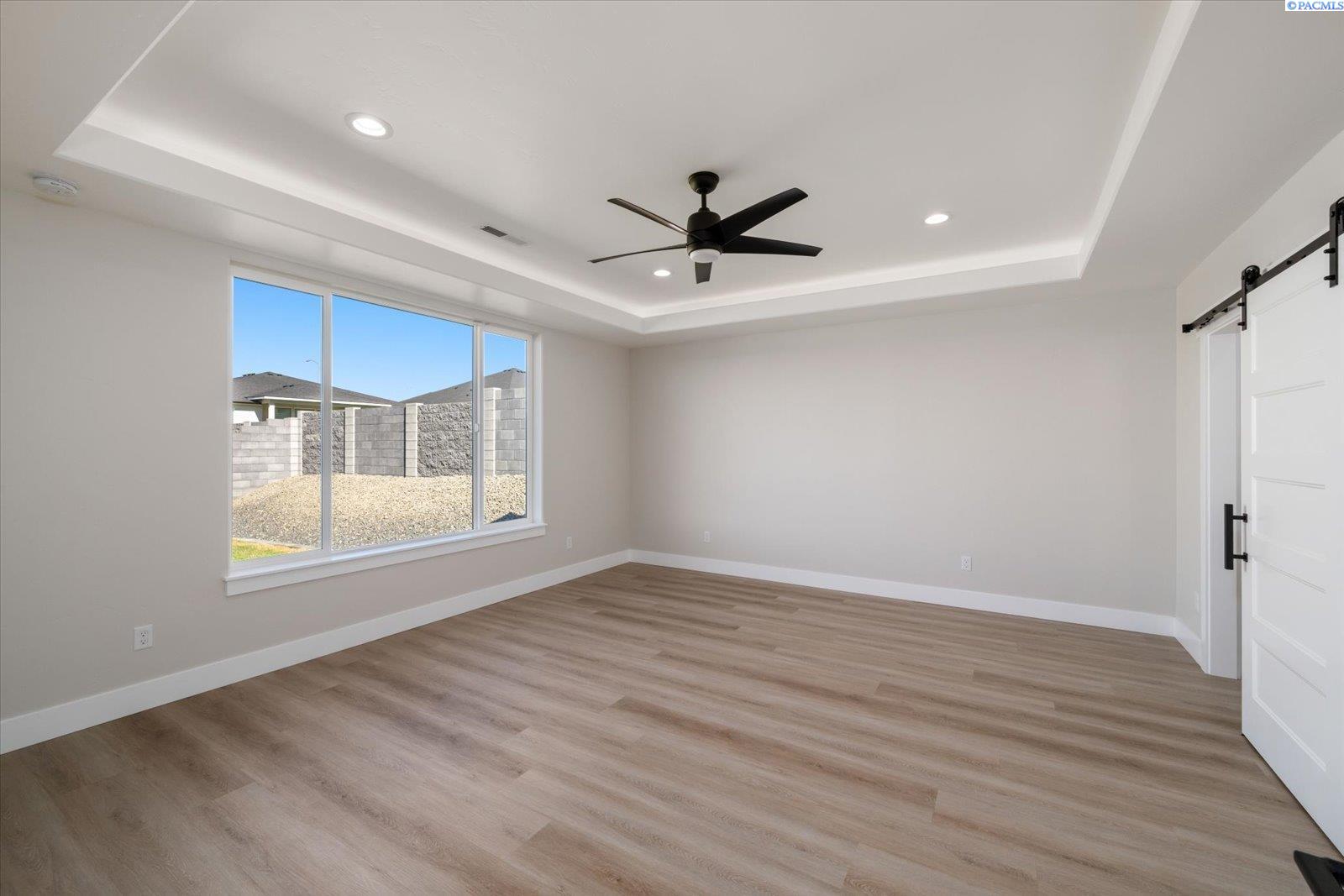 2331 Upriver