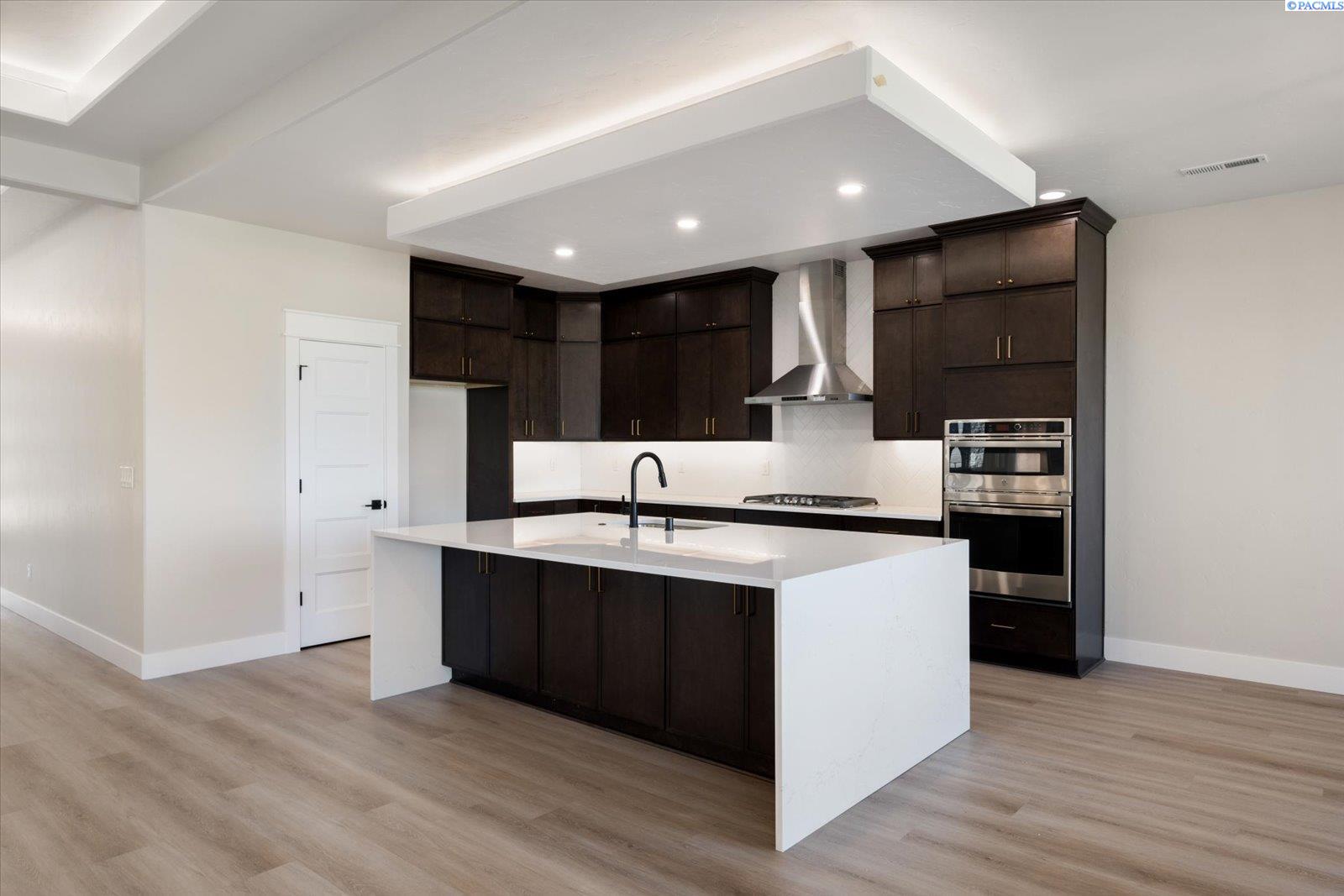 2331 Upriver