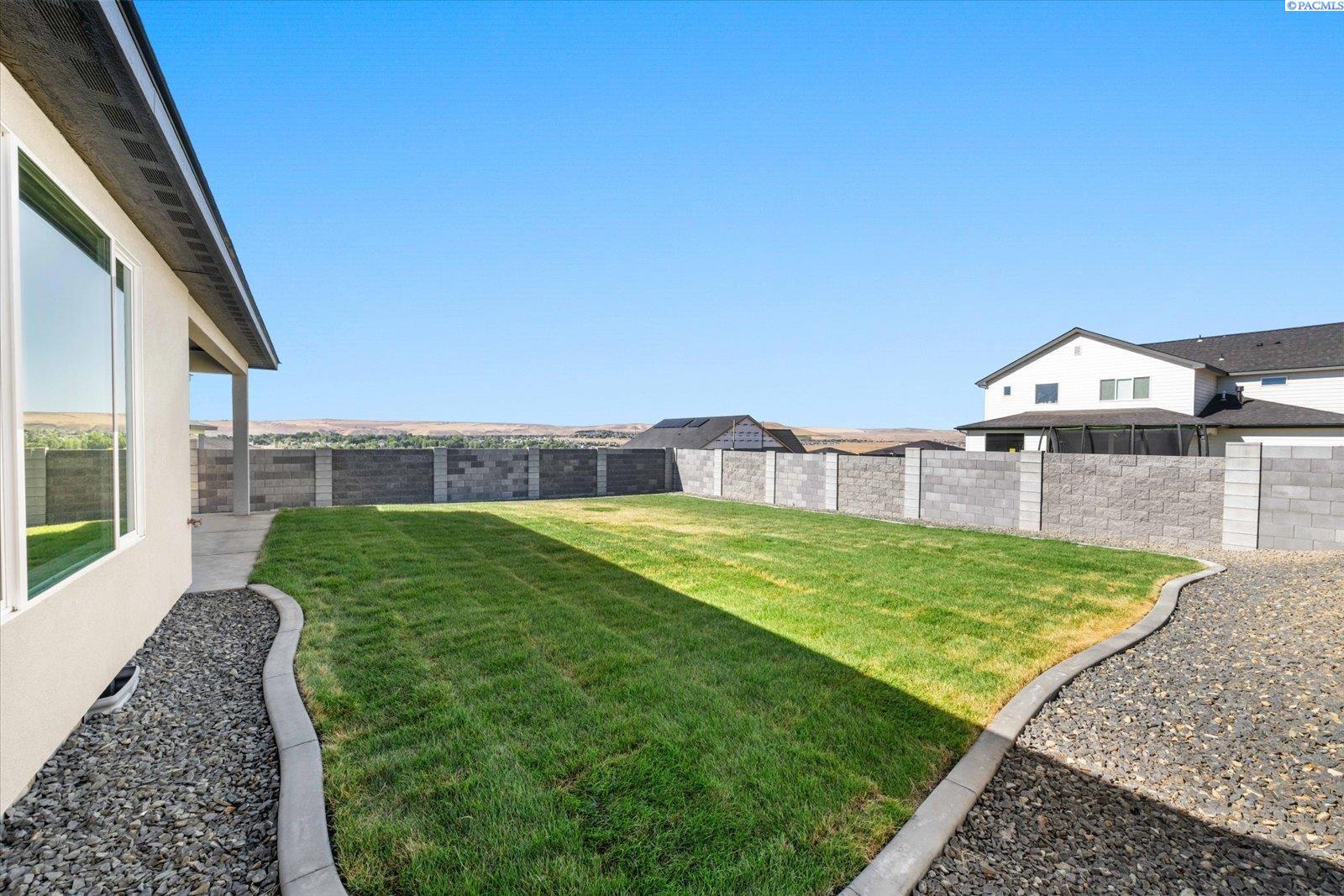 2331 Upriver