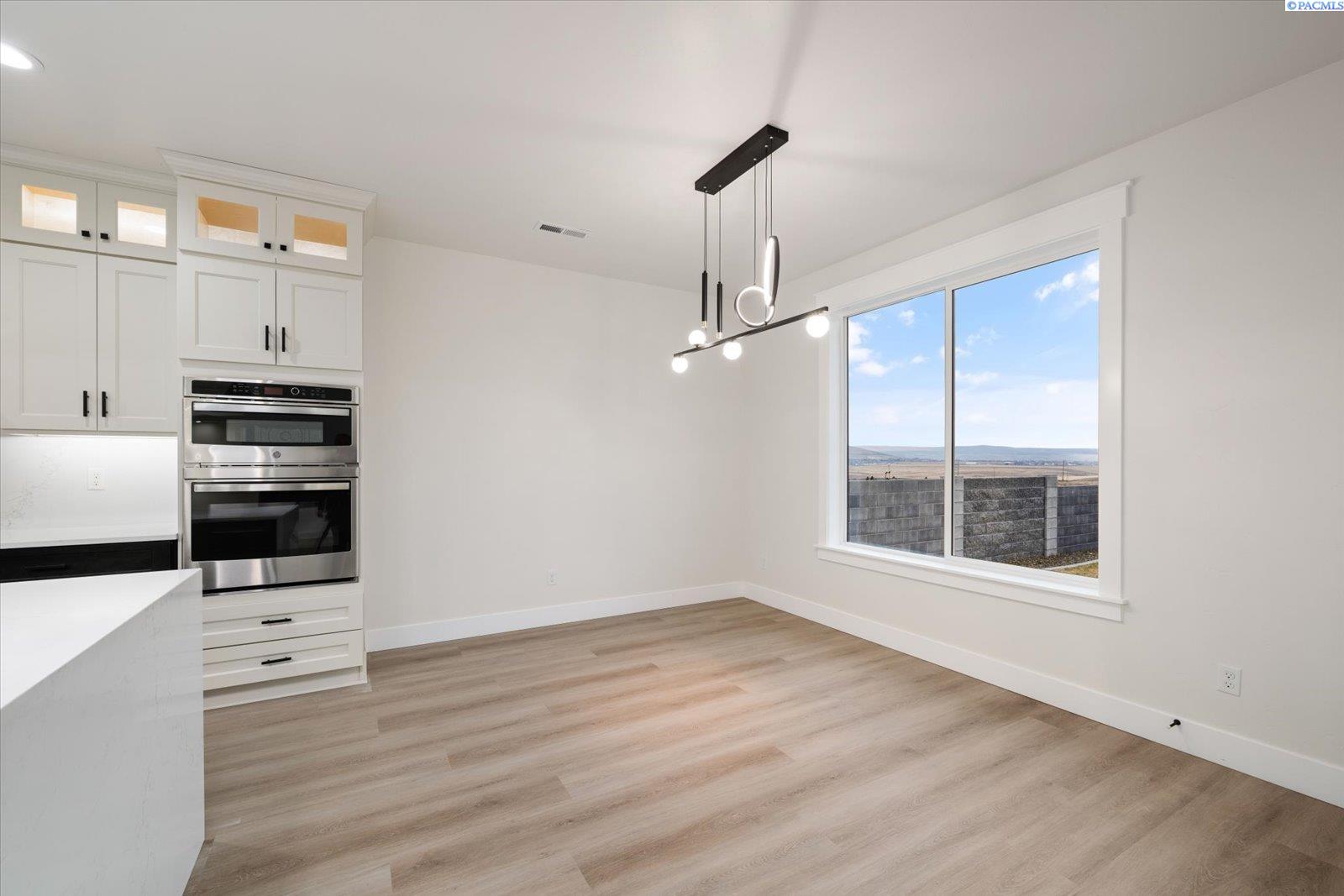 2329 Waterhill