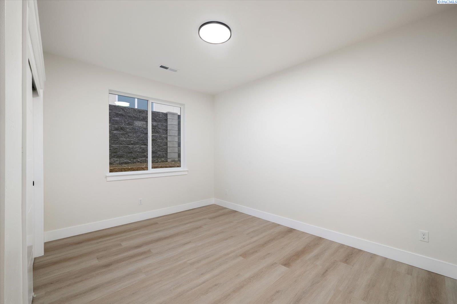 2329 Waterhill